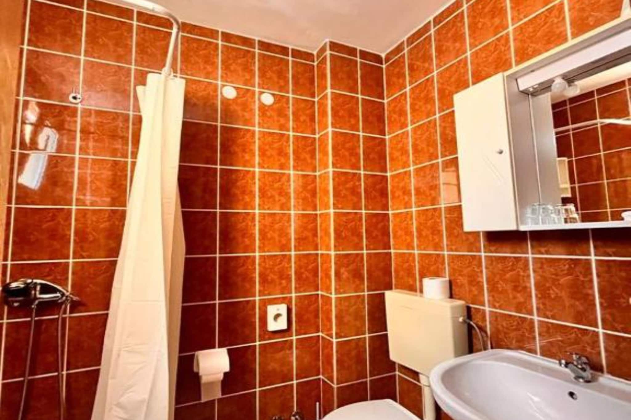 Triple Room with Sea View 109