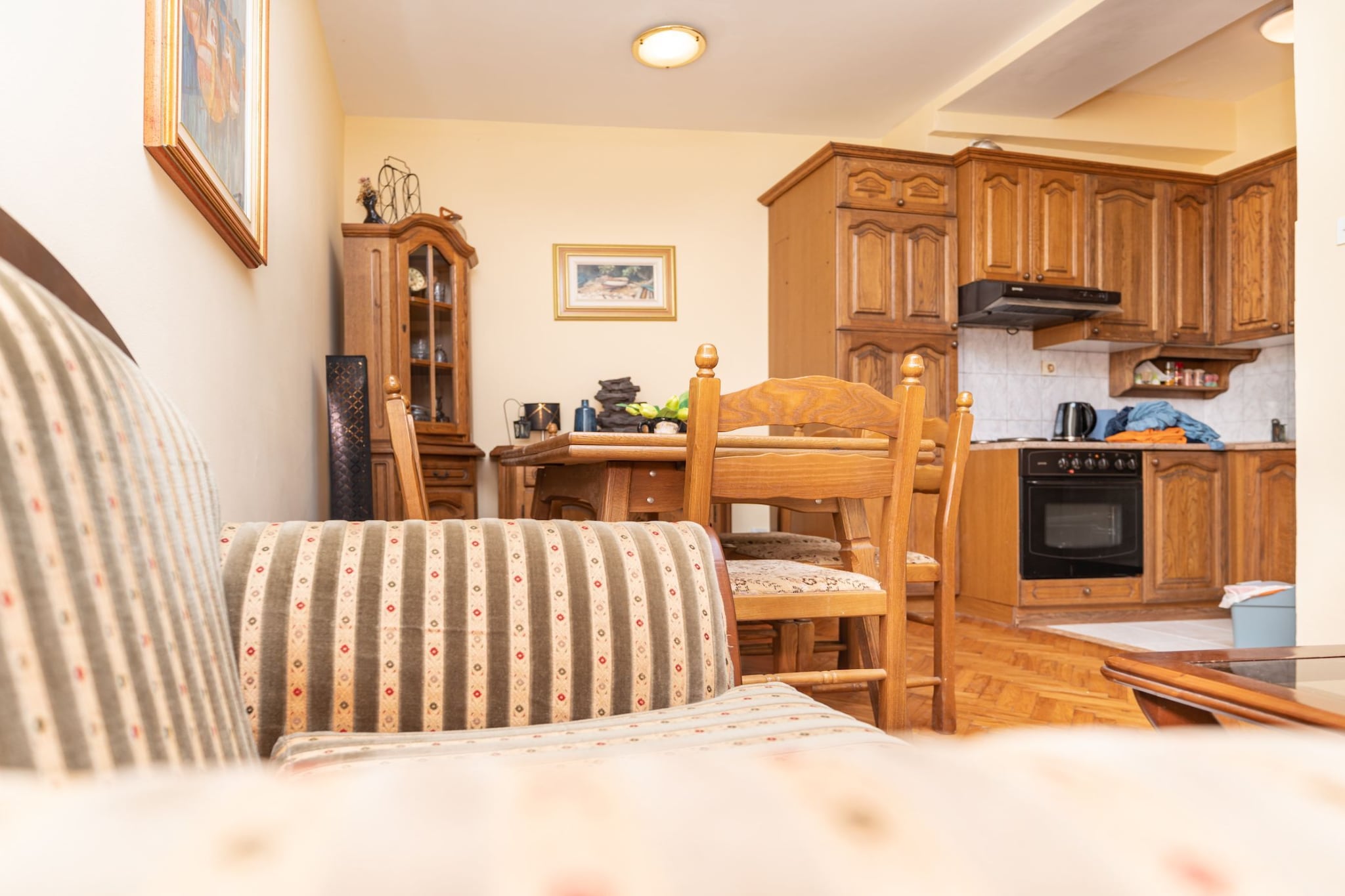 Casa Radha Bella - Two Bedroom Holiday Home-Wohnzimmer