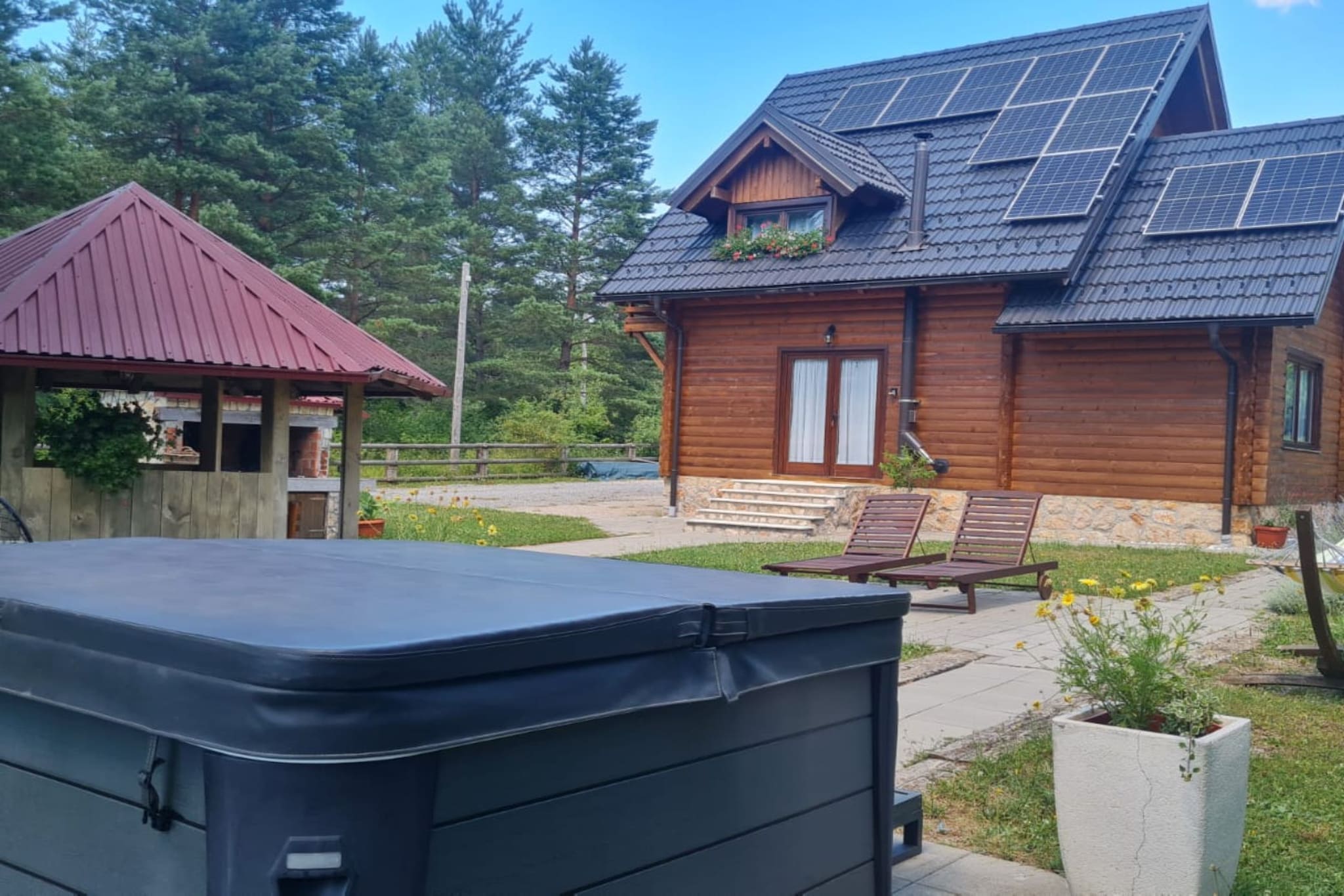Apartments Plitvice forest - Two Bedroom Apartment with Terrace-Buitenlucht