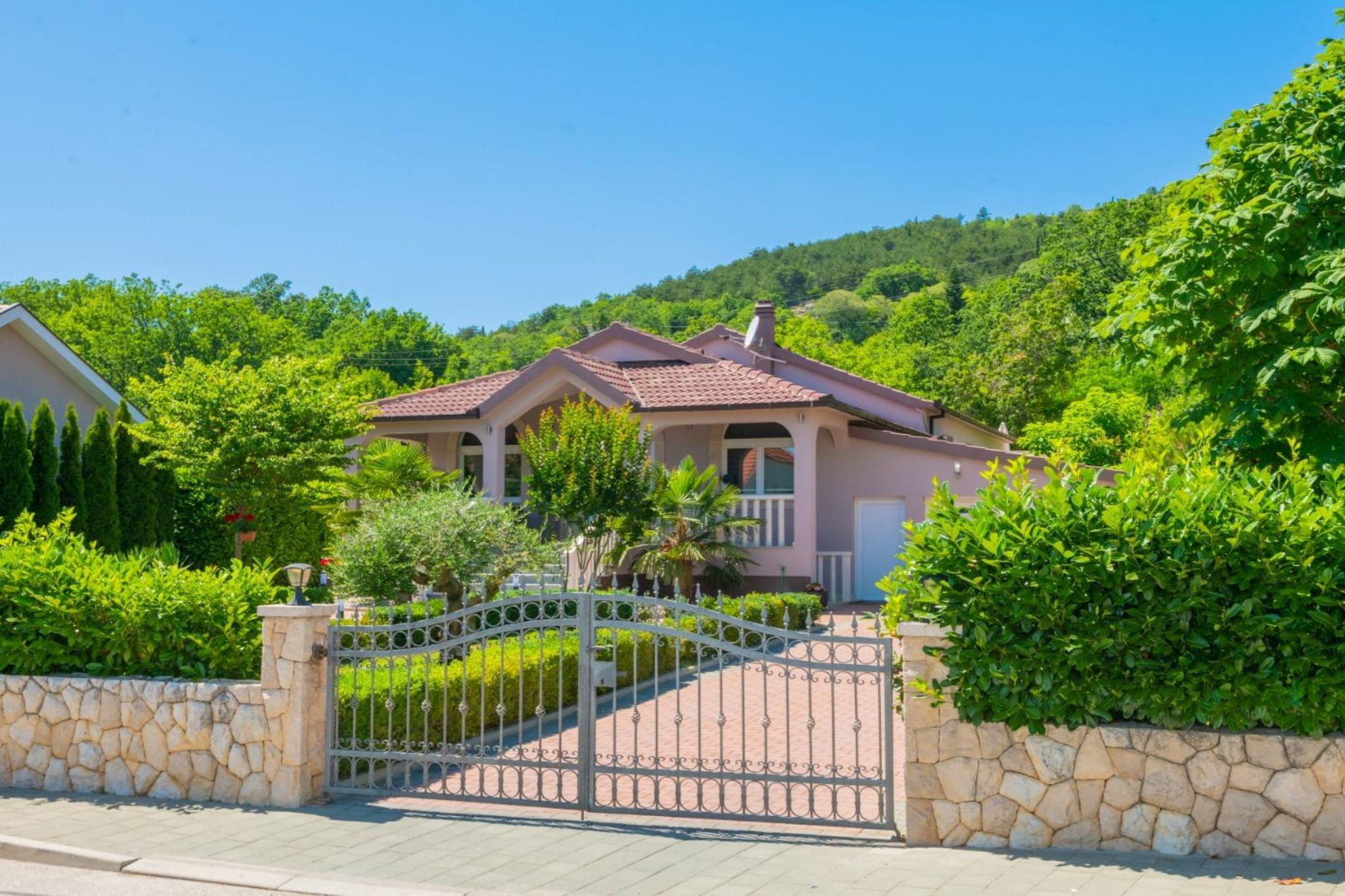 Villa Mia 2 - Six Bedroom Villa with Private Pool-Extérieur