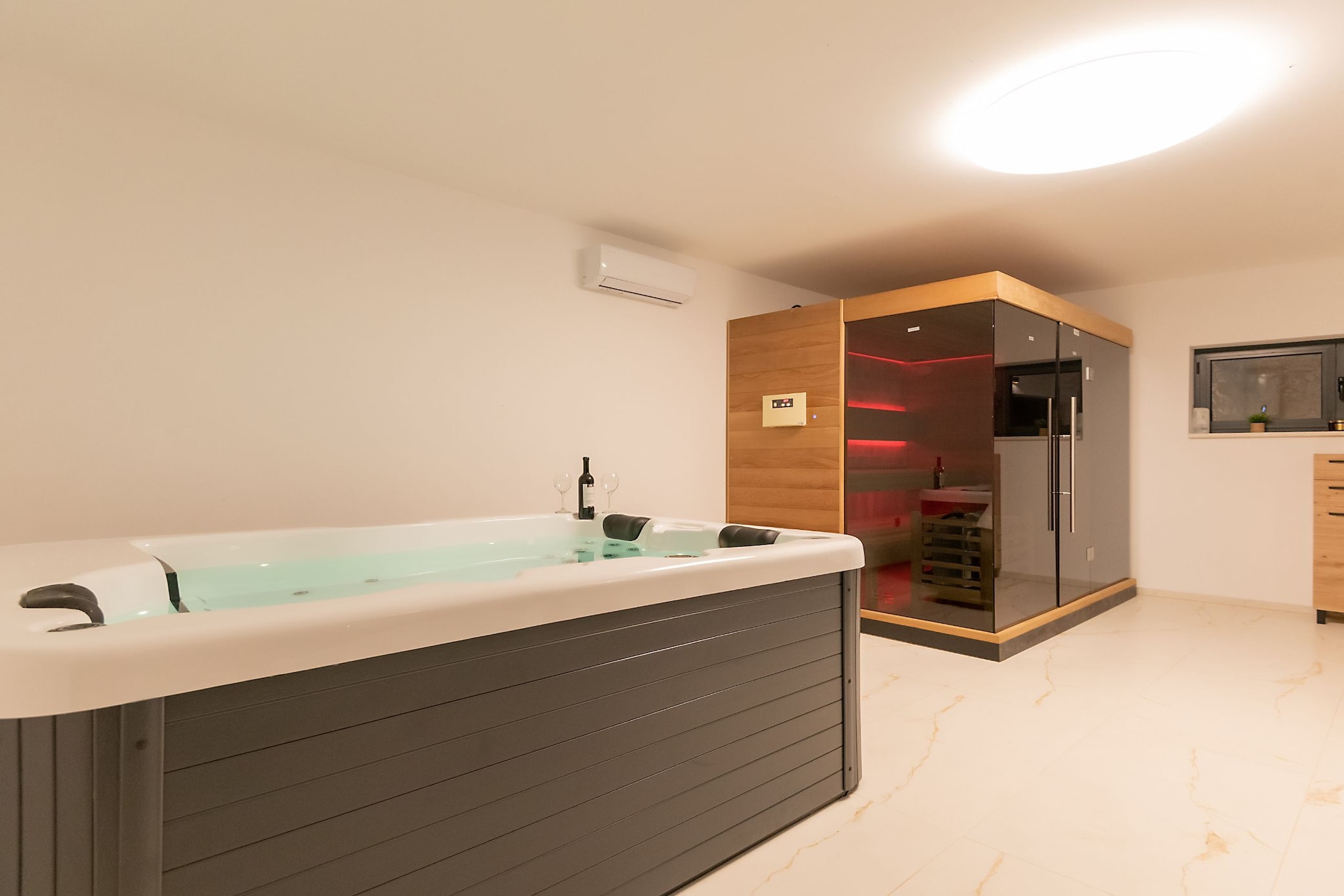 Villa Mia 2 - Six Bedroom Villa with Private Pool-Sauna