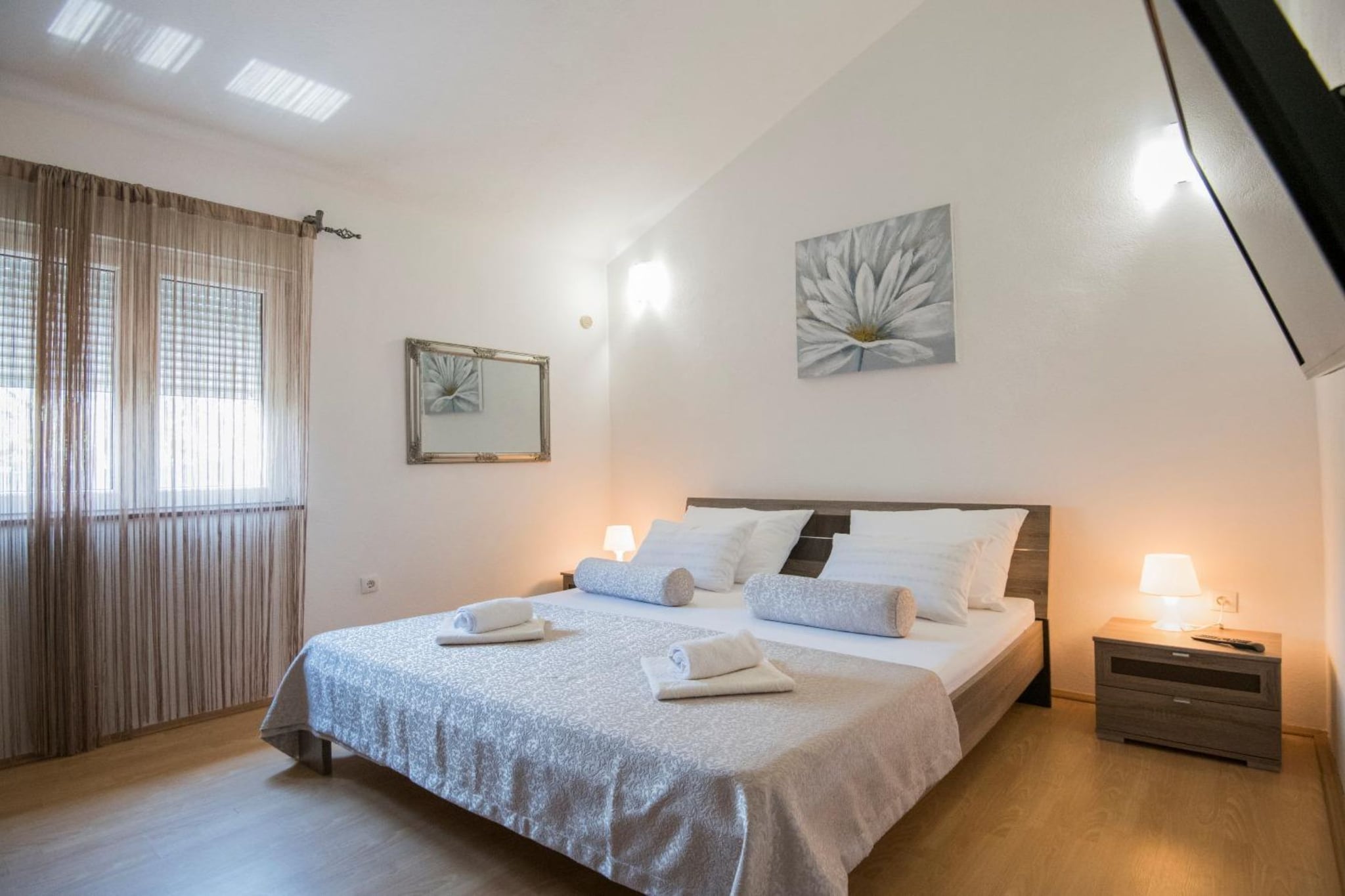 Villa Mia 2 - Six Bedroom Villa with Private Pool