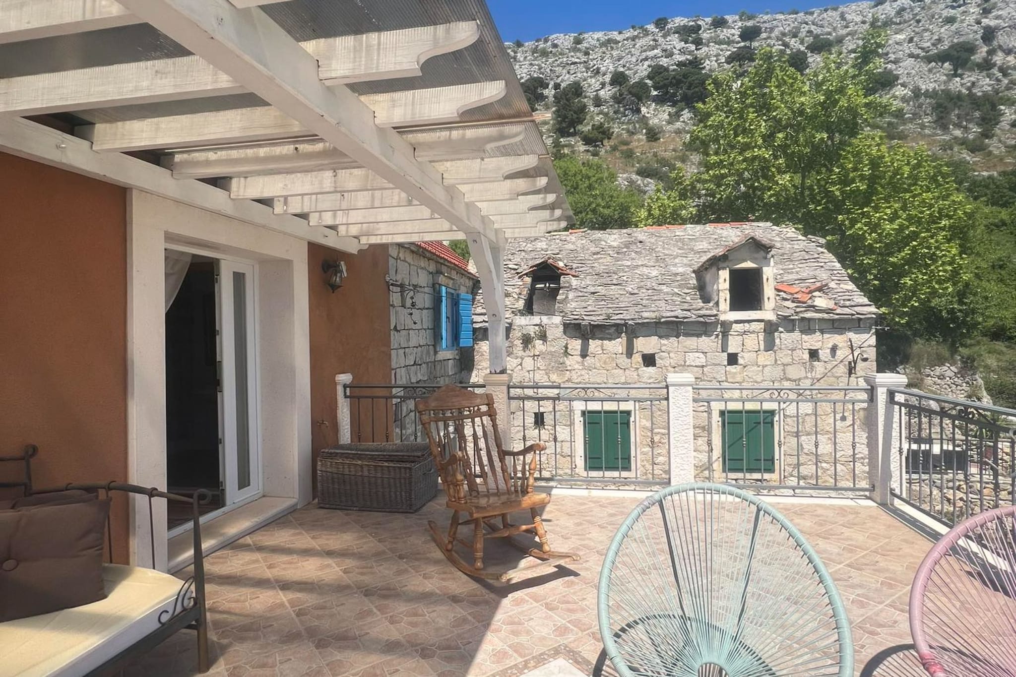 Villa Diana - Eight Bedroom Villa with Private Pool-Terrassenbalkon