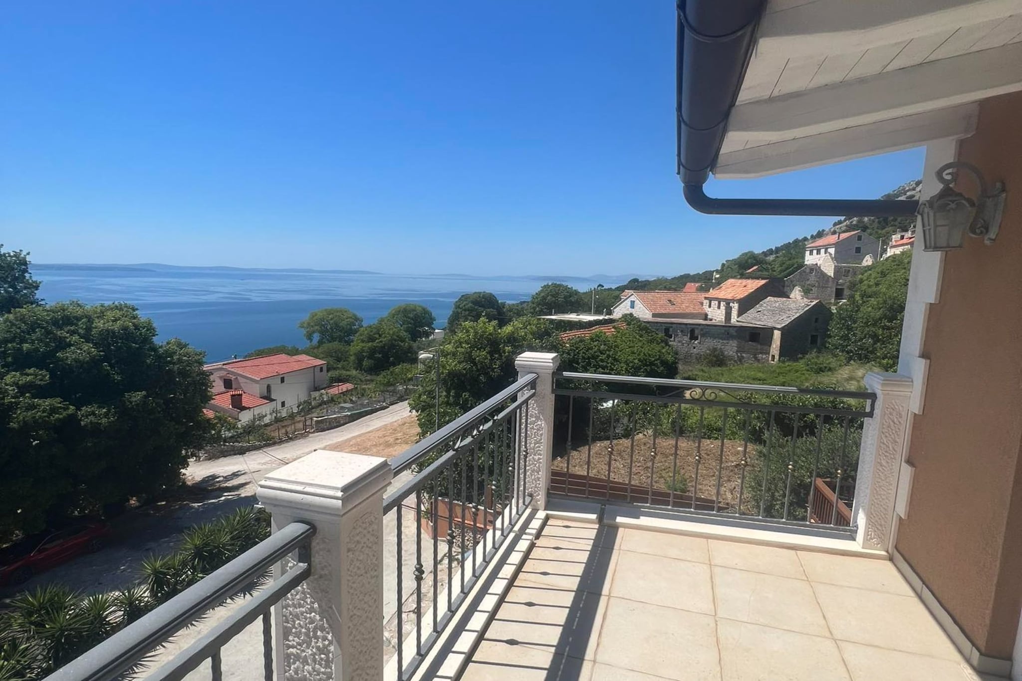 Villa Diana - Eight Bedroom Villa with Private Pool-Terrassenbalkon