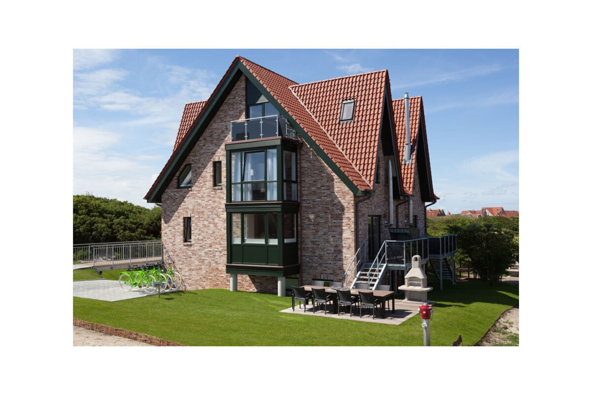 Exterior Summer