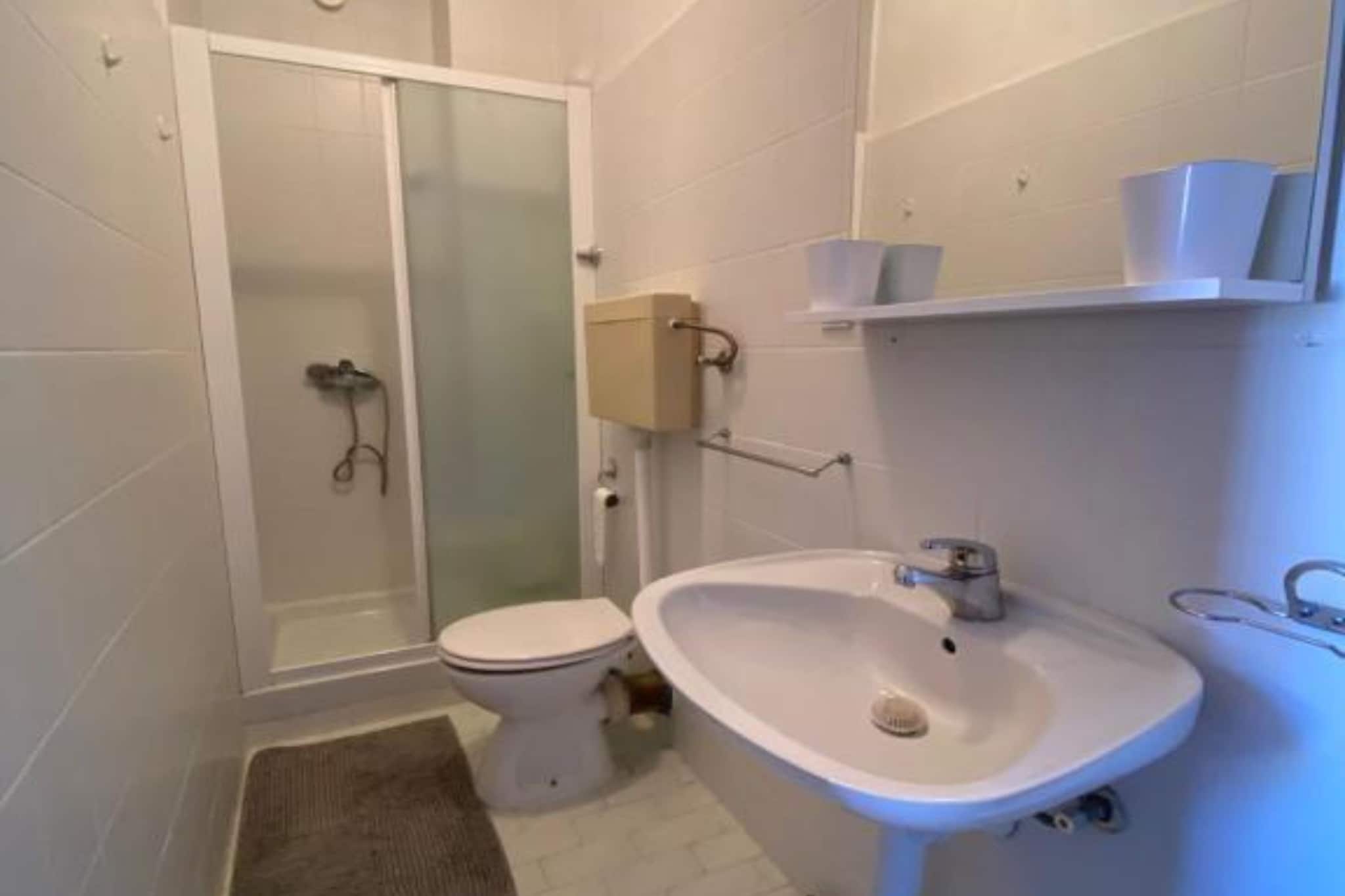 Three Bedroom Apartment with Terrace-Bathroom