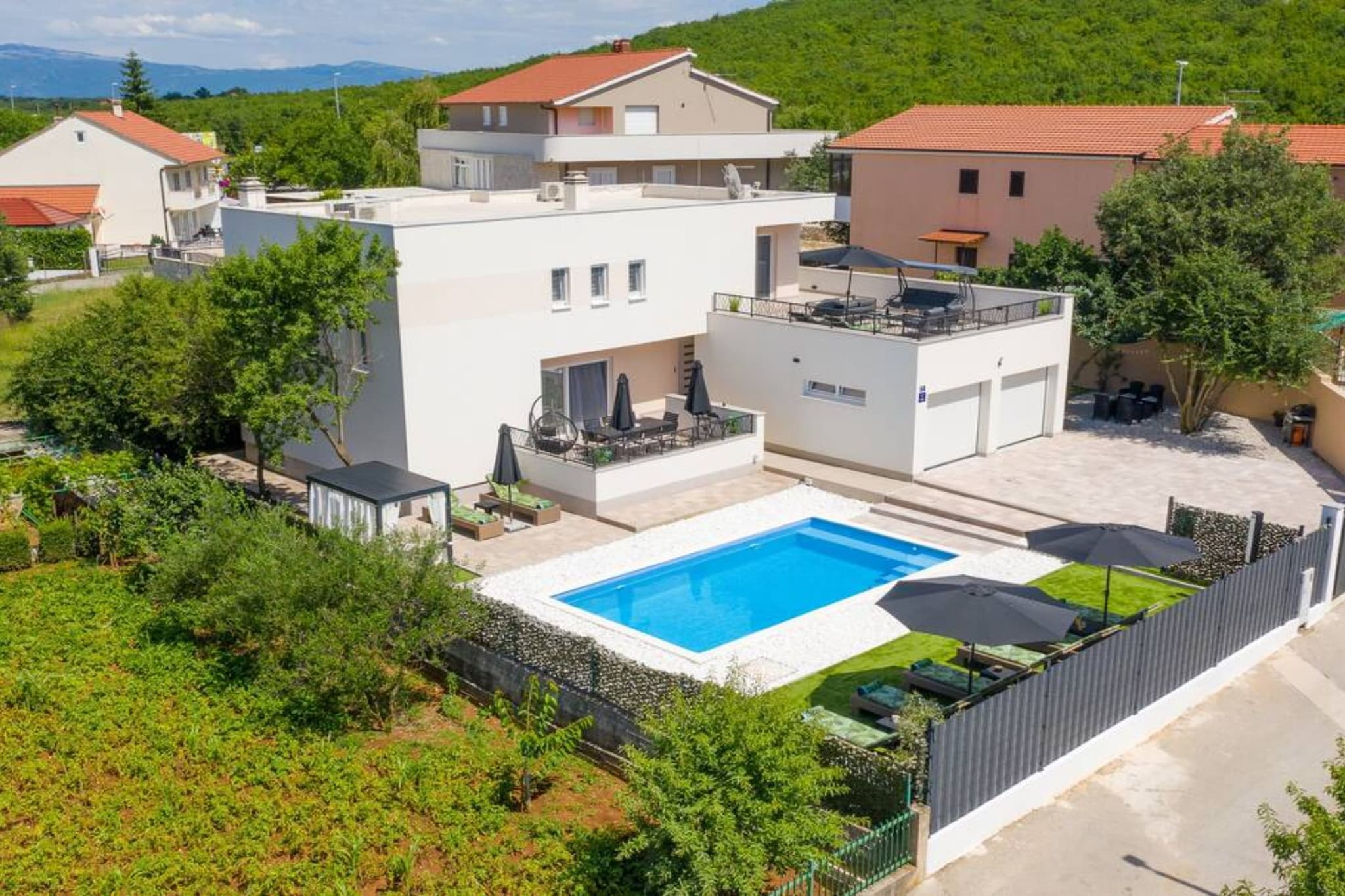 Five Bedroom Villa with Private Pool-Extérieur