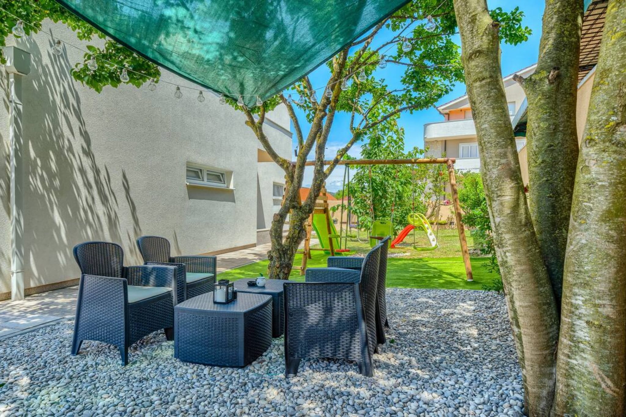 Five Bedroom Villa with Private Pool-Salle à manger