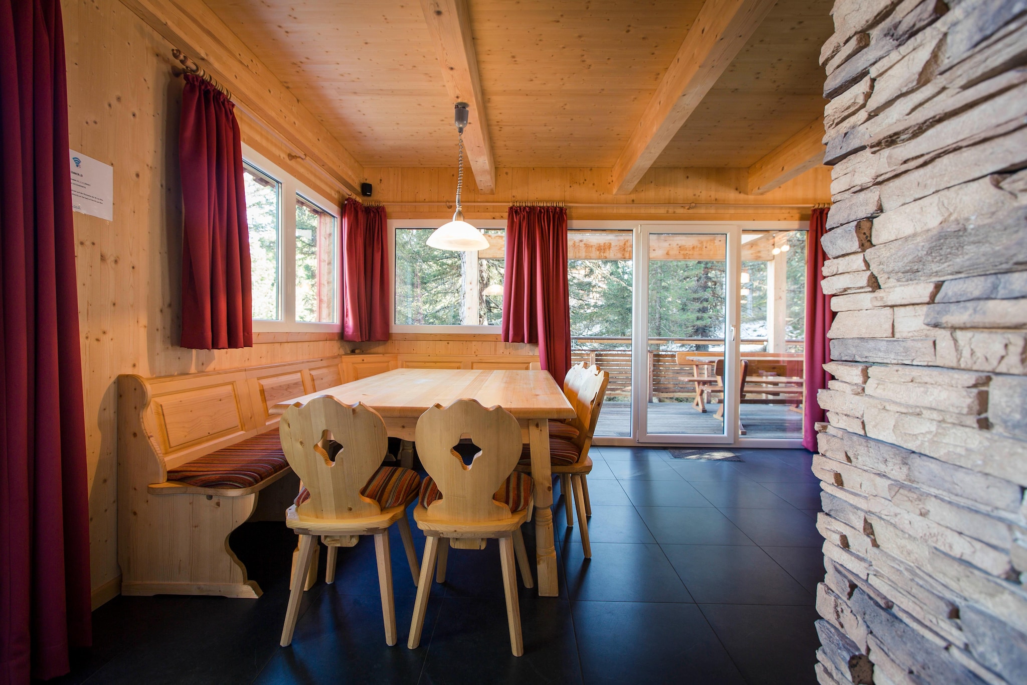 Cozy chalet with hot tub