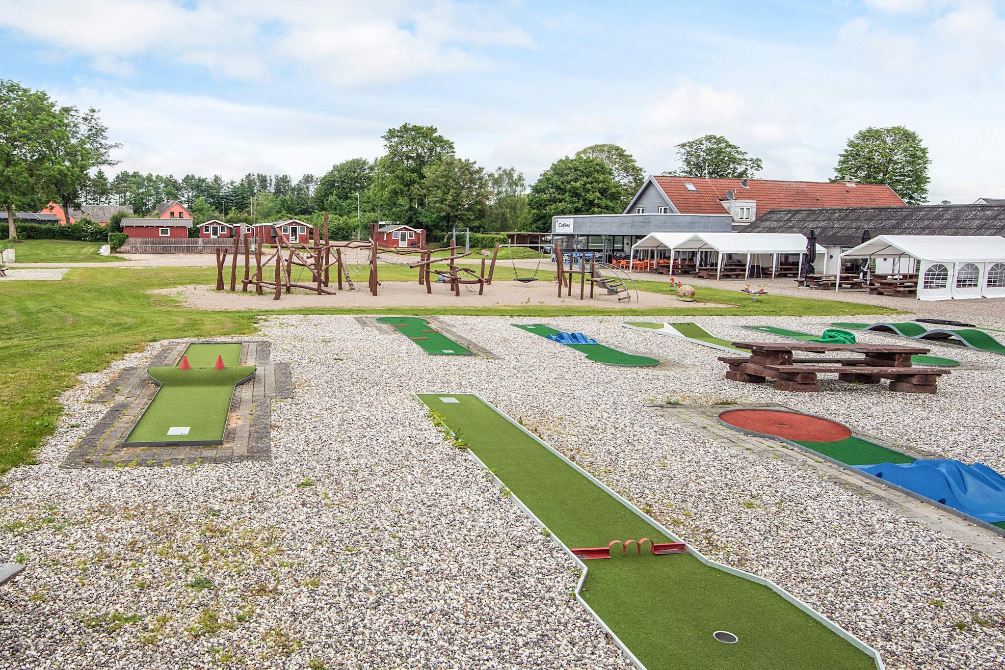 Luksus hytte til 4 pers., med bad-Untagged