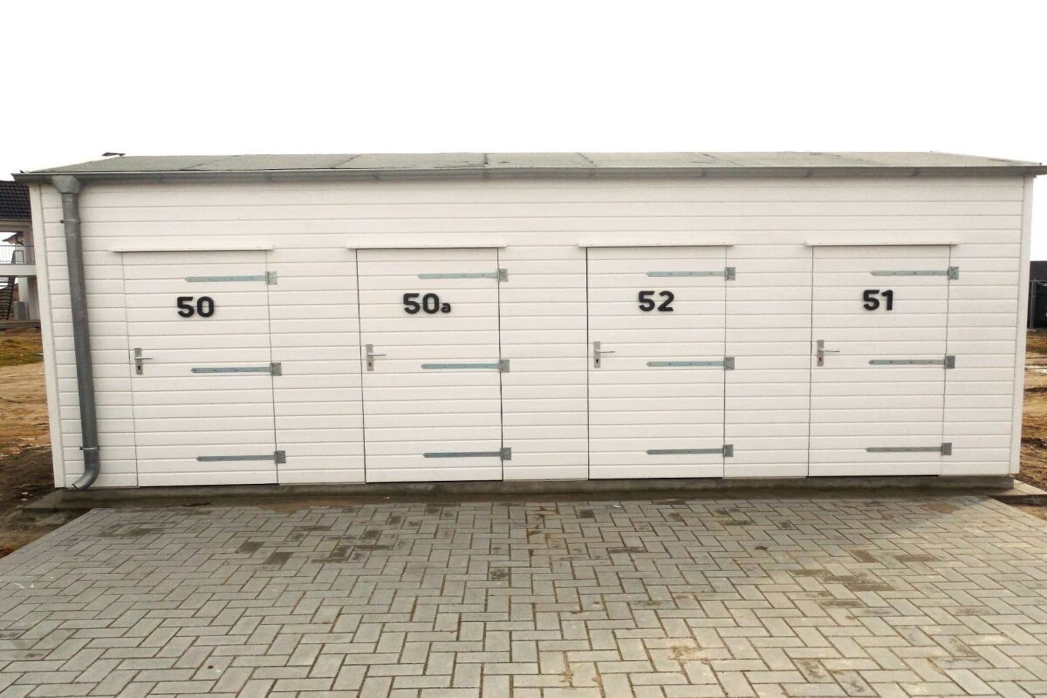 424127-Facilities