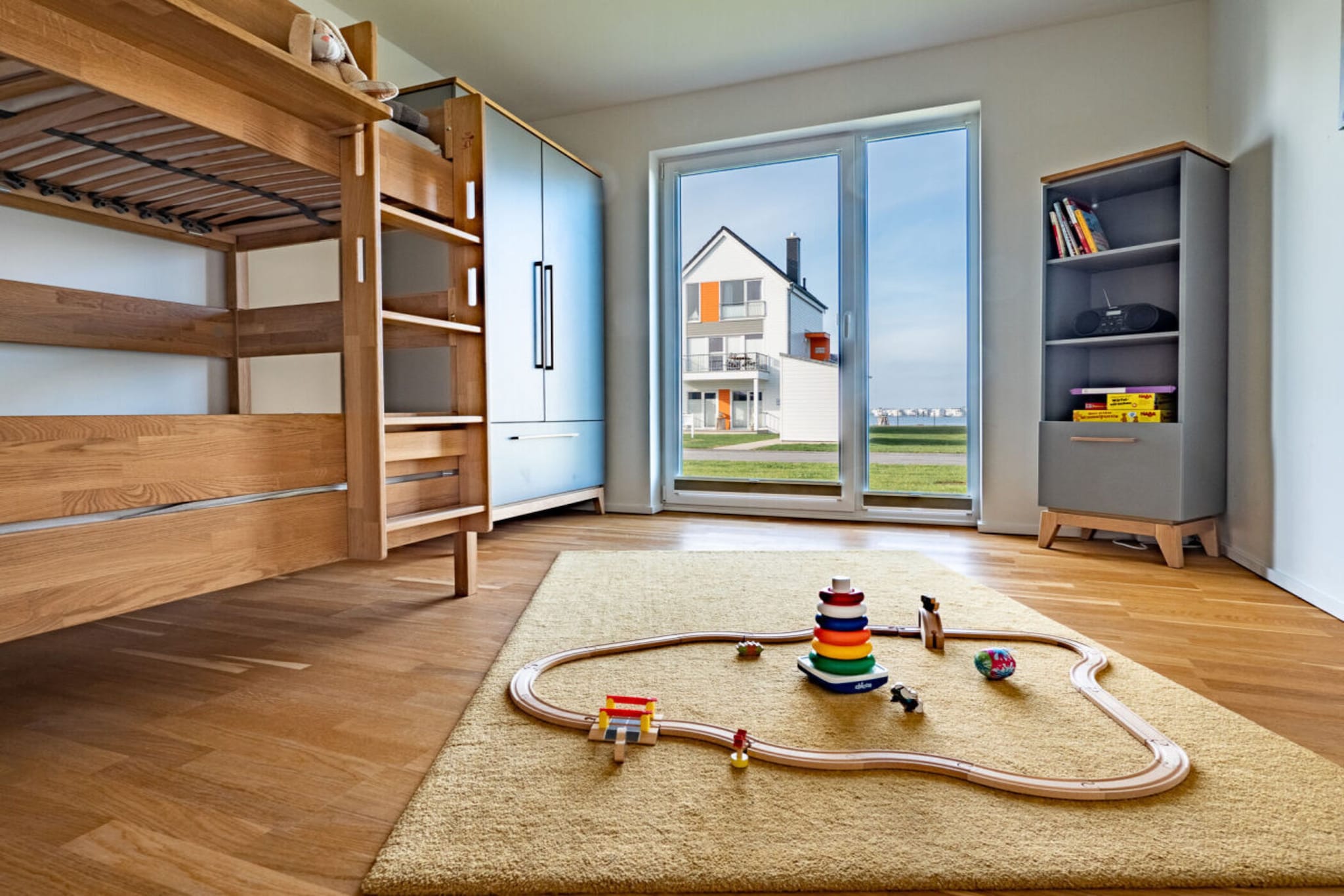 424127-Bedroom