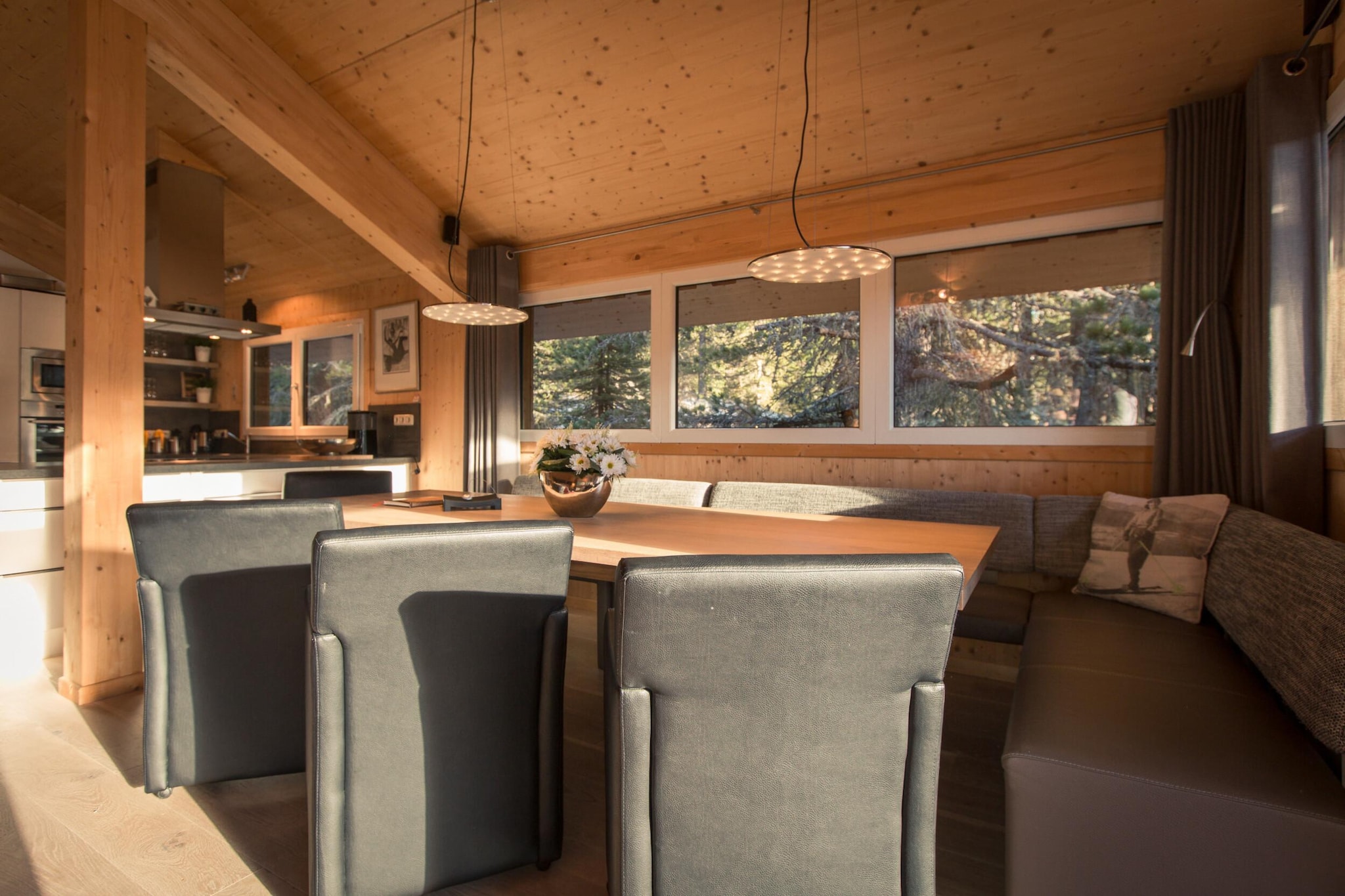 Modern cottage with whirlpool