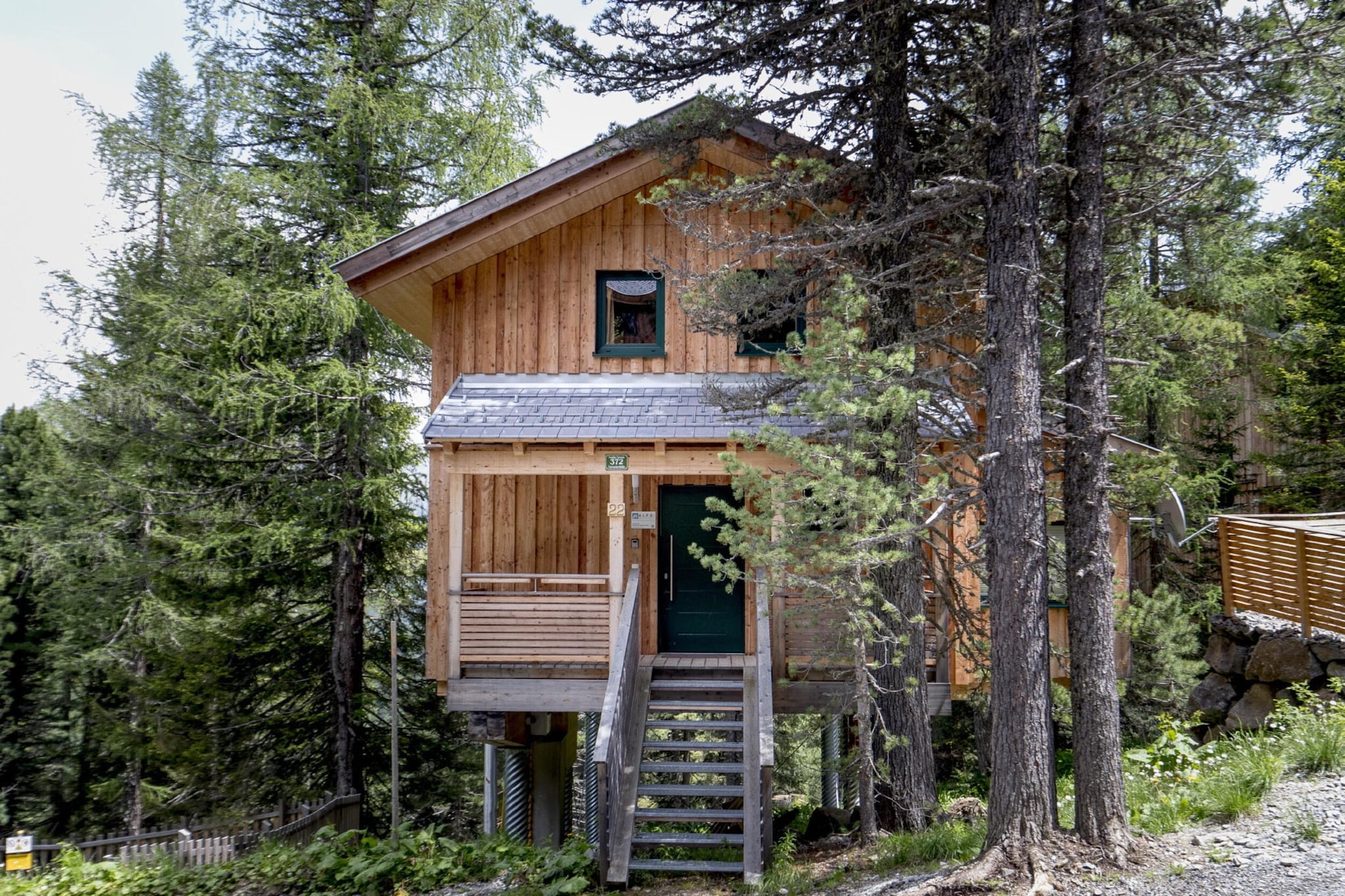 Lavish chalet with finnish sauna
