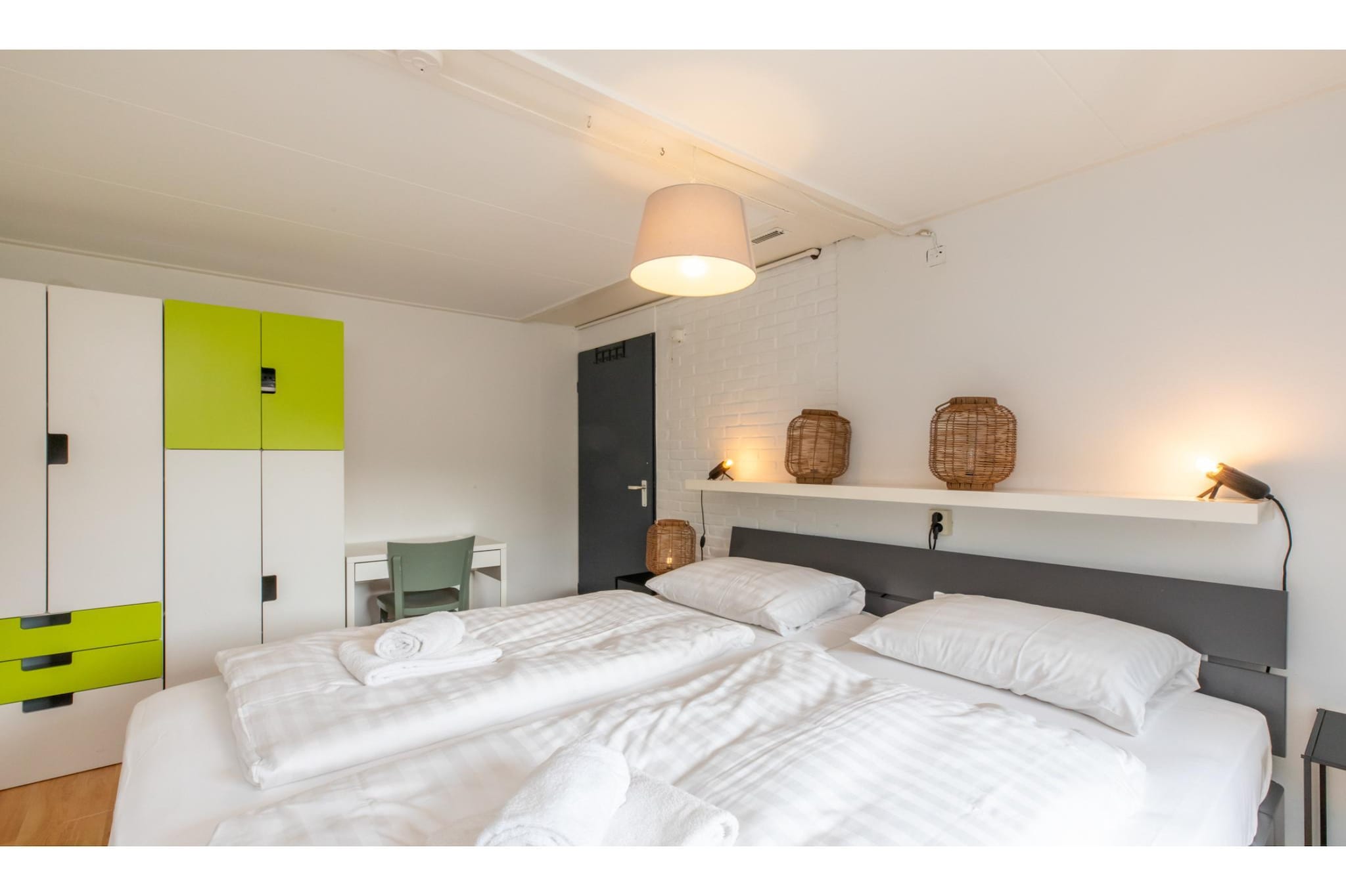 Bed Room