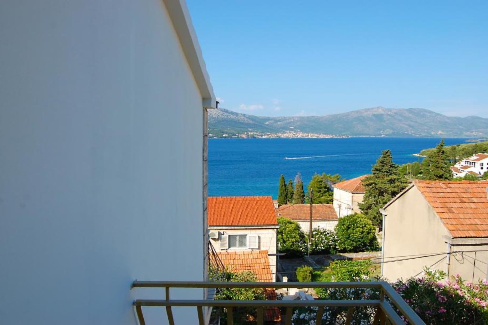 Apartment Jurišić Korčula - One Bedroom Apartment with Terrace-Außenbereich