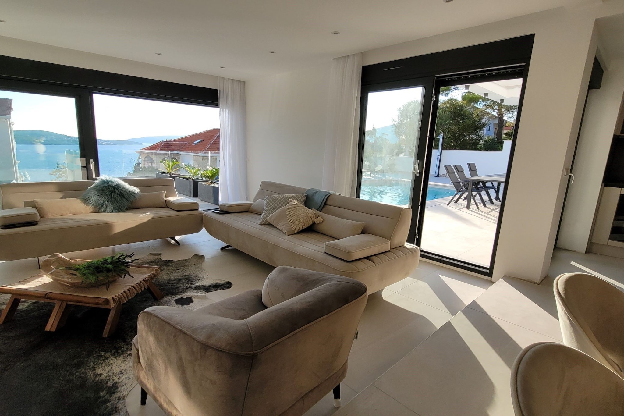 Villa Oasis - Five Bedroom Villa with Private Pool-Salon