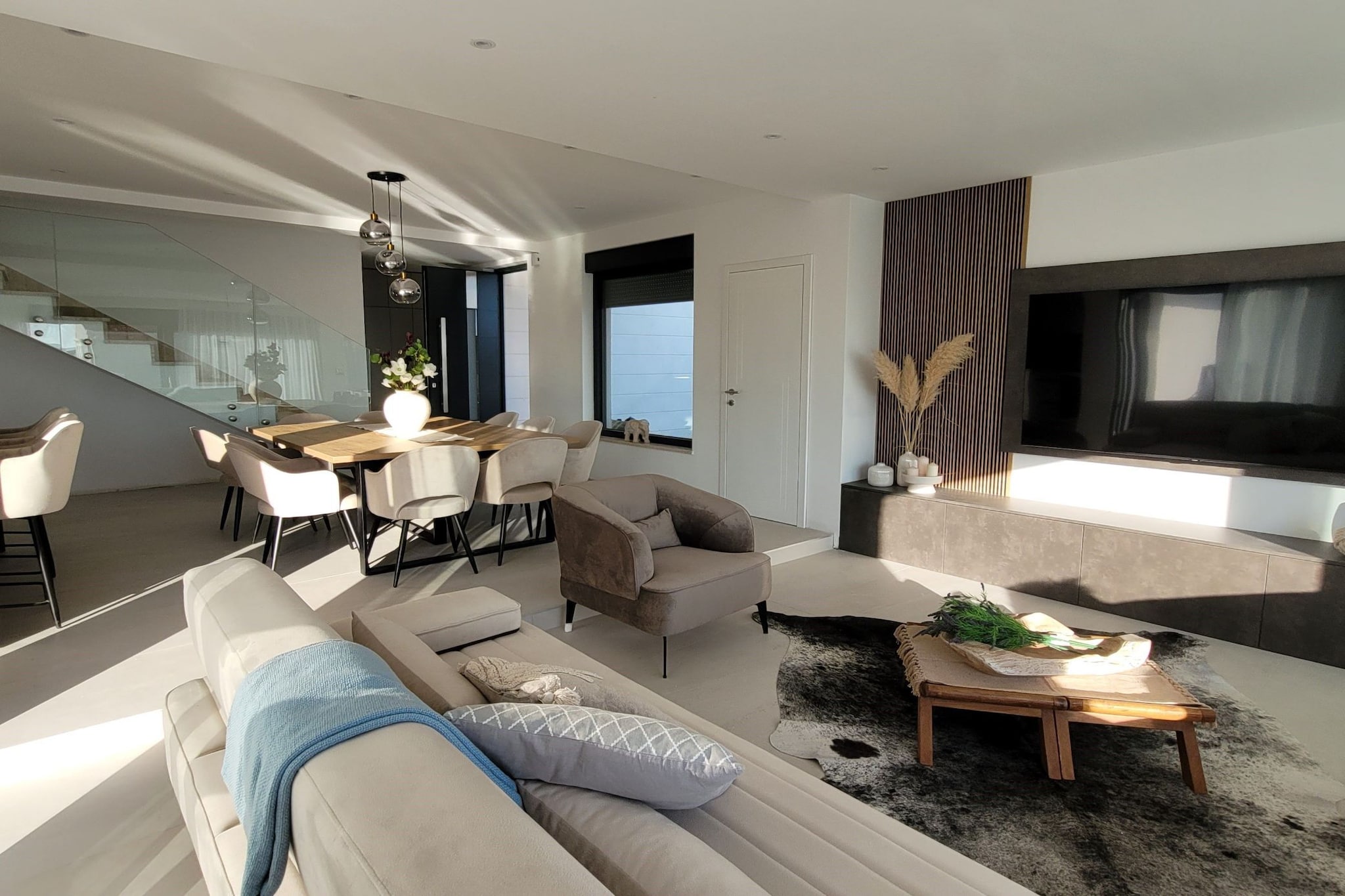 Villa Oasis - Five Bedroom Villa with Private Pool-Salon