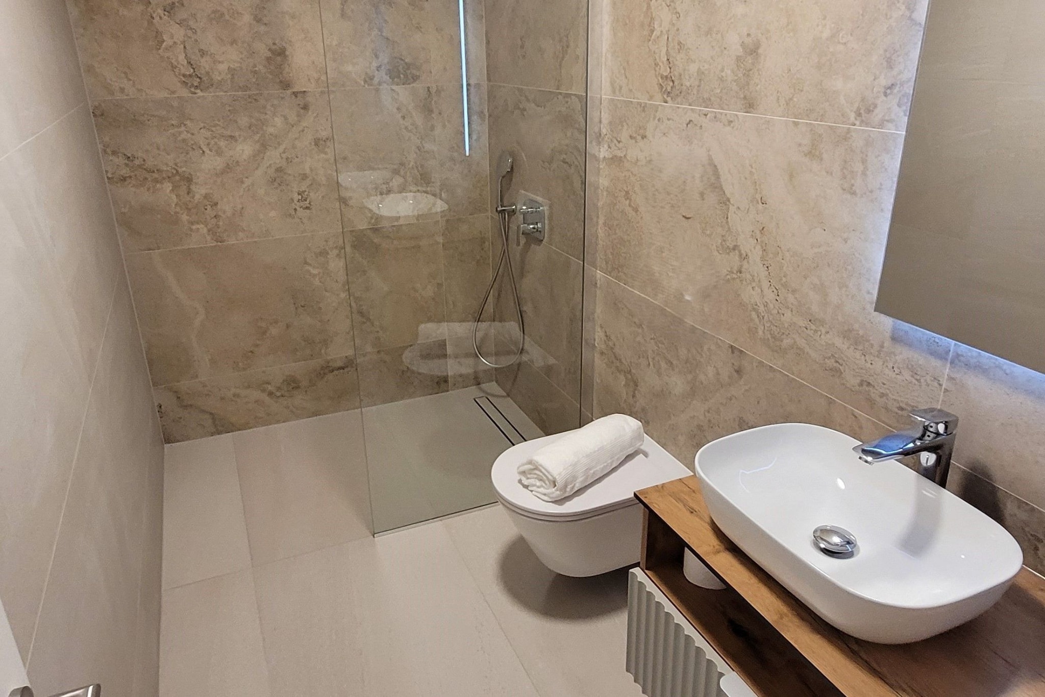 Villa Oasis - Five Bedroom Villa with Private Pool-Salle de bain