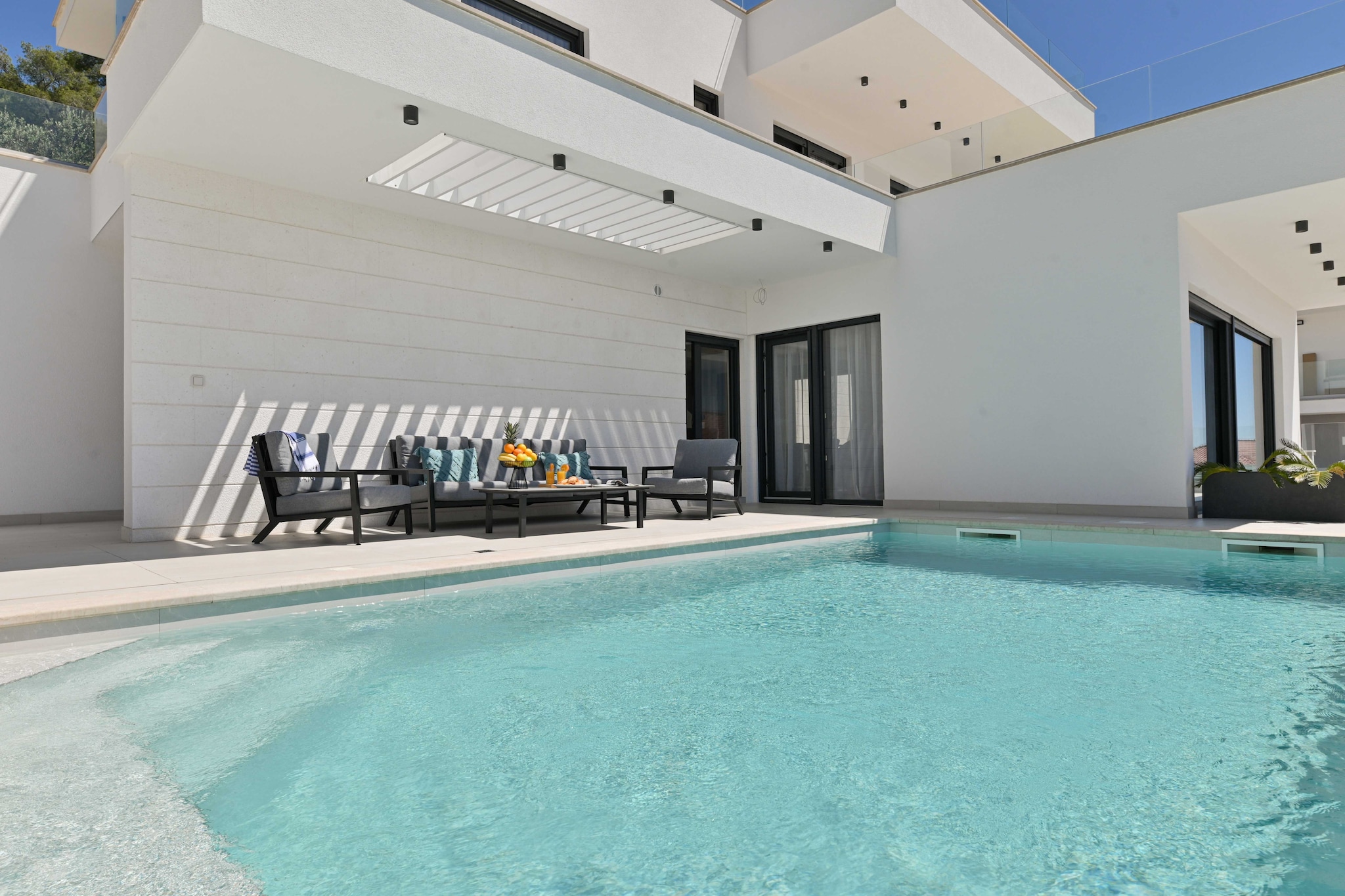 Villa Oasis - Five Bedroom Villa with Private Pool-Piscine