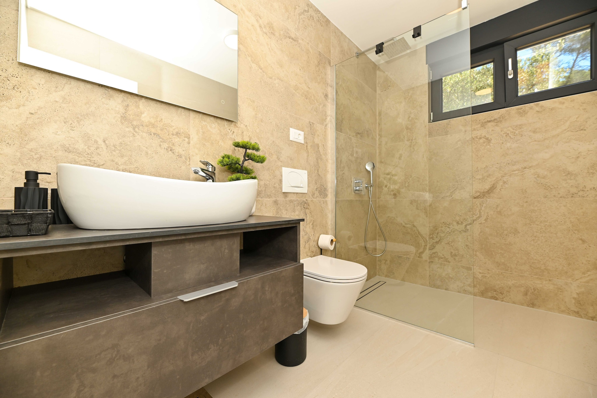 Villa Oasis - Five Bedroom Villa with Private Pool-Salle de bain