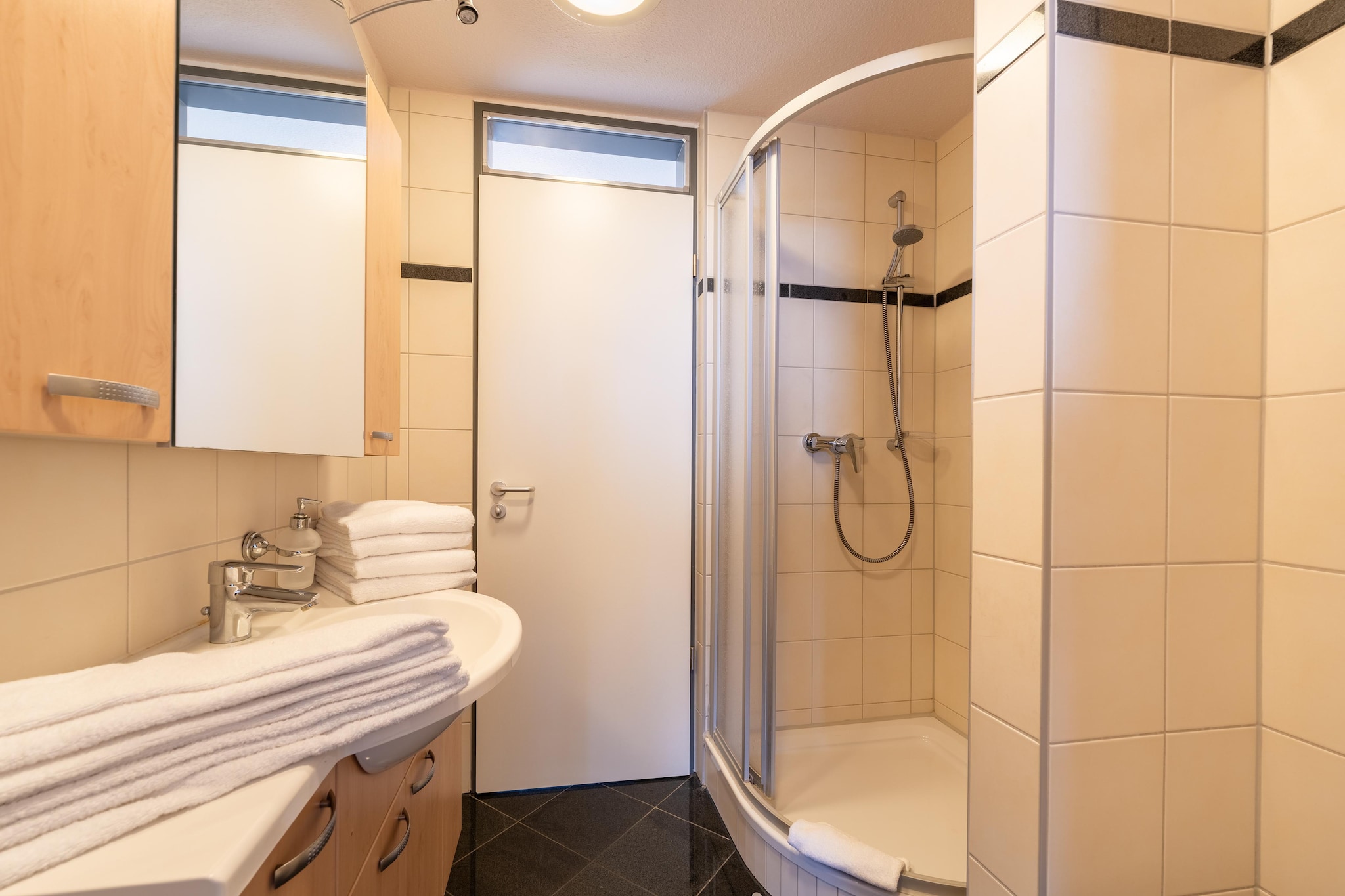 Seeadler Classic 203-Badkamer