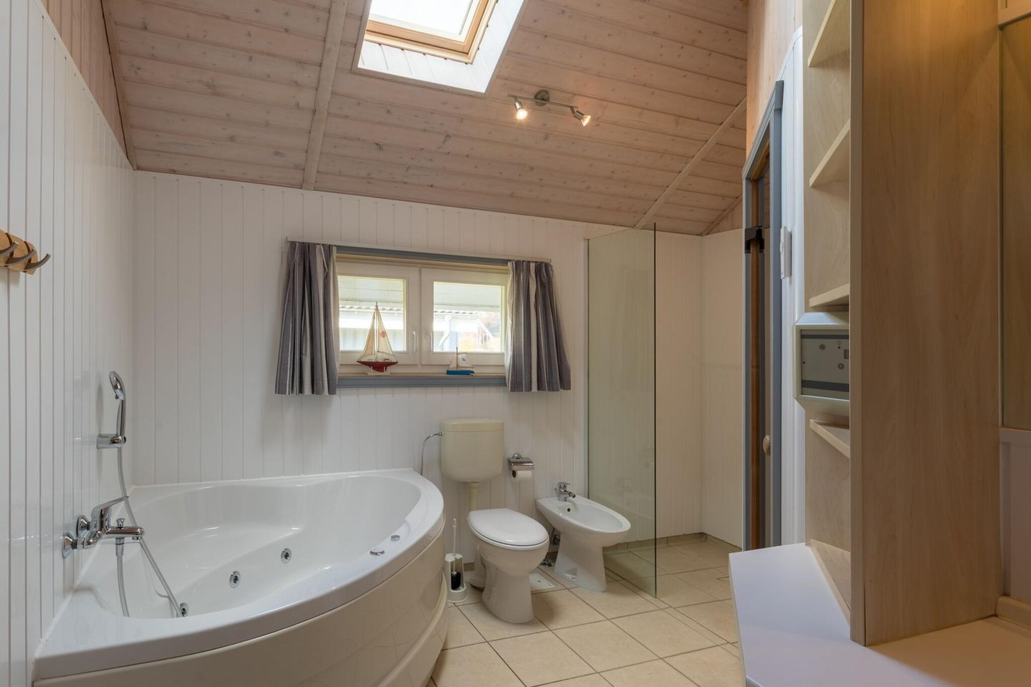 Bath Room