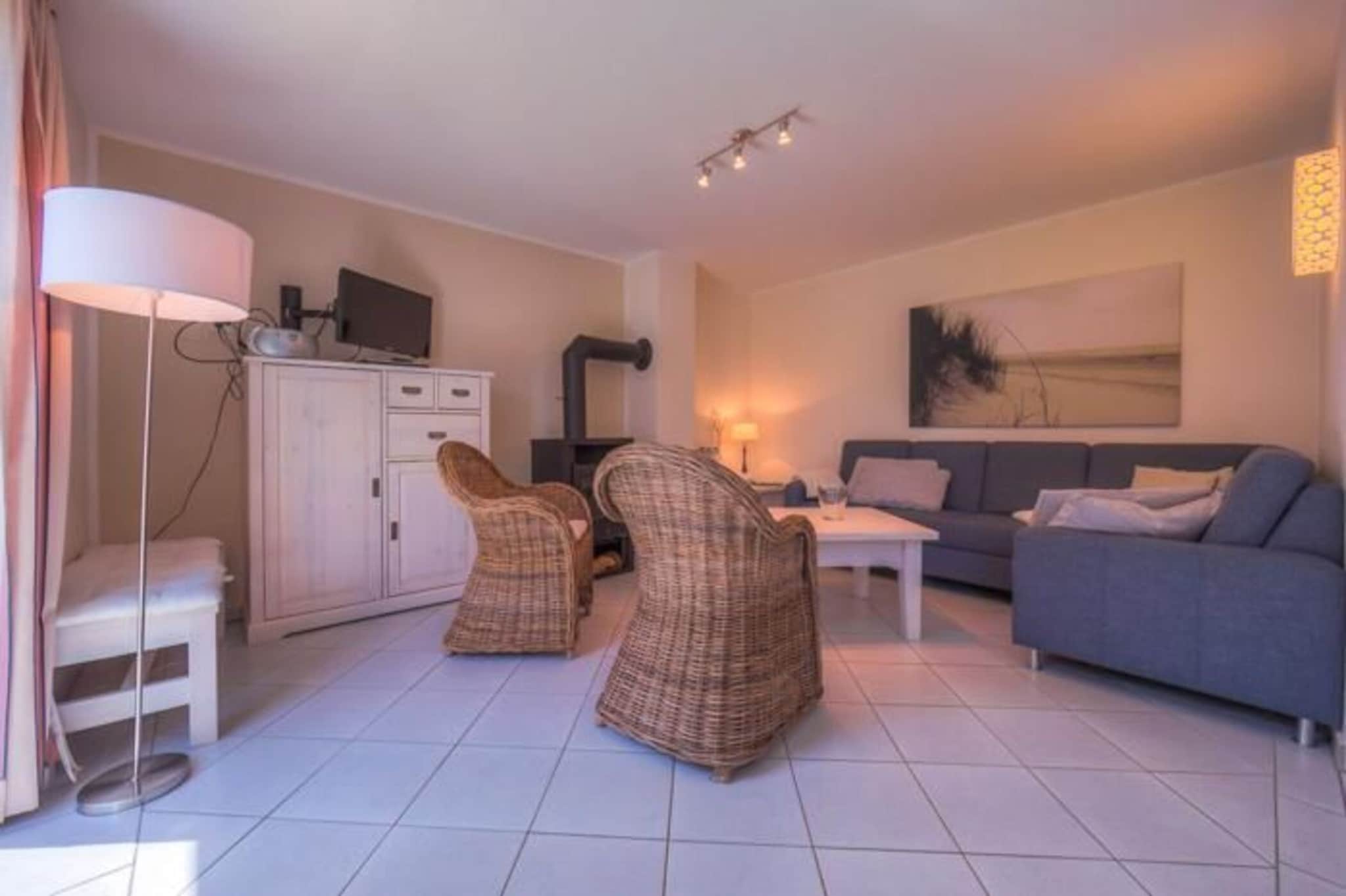 This inviting holiday home can accommodate up to eight guests and features four bedrooms and two bathrooms for ample comfort. The living area includes a cosy sofa and a balcony that enhances the overall experience with beautiful views. This pet-friendly accommodation allows guests to bring their furry friends, and additional rental options such as bicycles are available. Guests can also enjoy complimentary activities, making it an ideal destination for families and adventure seekers.

Nestled in the picturesque community of Rechlin, the holiday home is located near the breathtaking MÃ¼ritz National Park, which is perfect for exploring on foot, by bicycle or by carriage. Nearby attractions include the enchanting castle island in Mirow and the historic castle in Wesenberg. Families will enjoy the summer toboggan run in Burg-Stargard, while the vibrant city harbour of Waren and the four-gate city of Neubrandenburg offer a variety of activities. Berlin, Potsdam and Rostock are within easy reach for day trips. The local harbour village of MÃ¼ritz offers a range of maritime activities, including the option to charter boats or hire open sports boats without a licence, which are suitable for both beginners and experienced water sports enthusiasts.