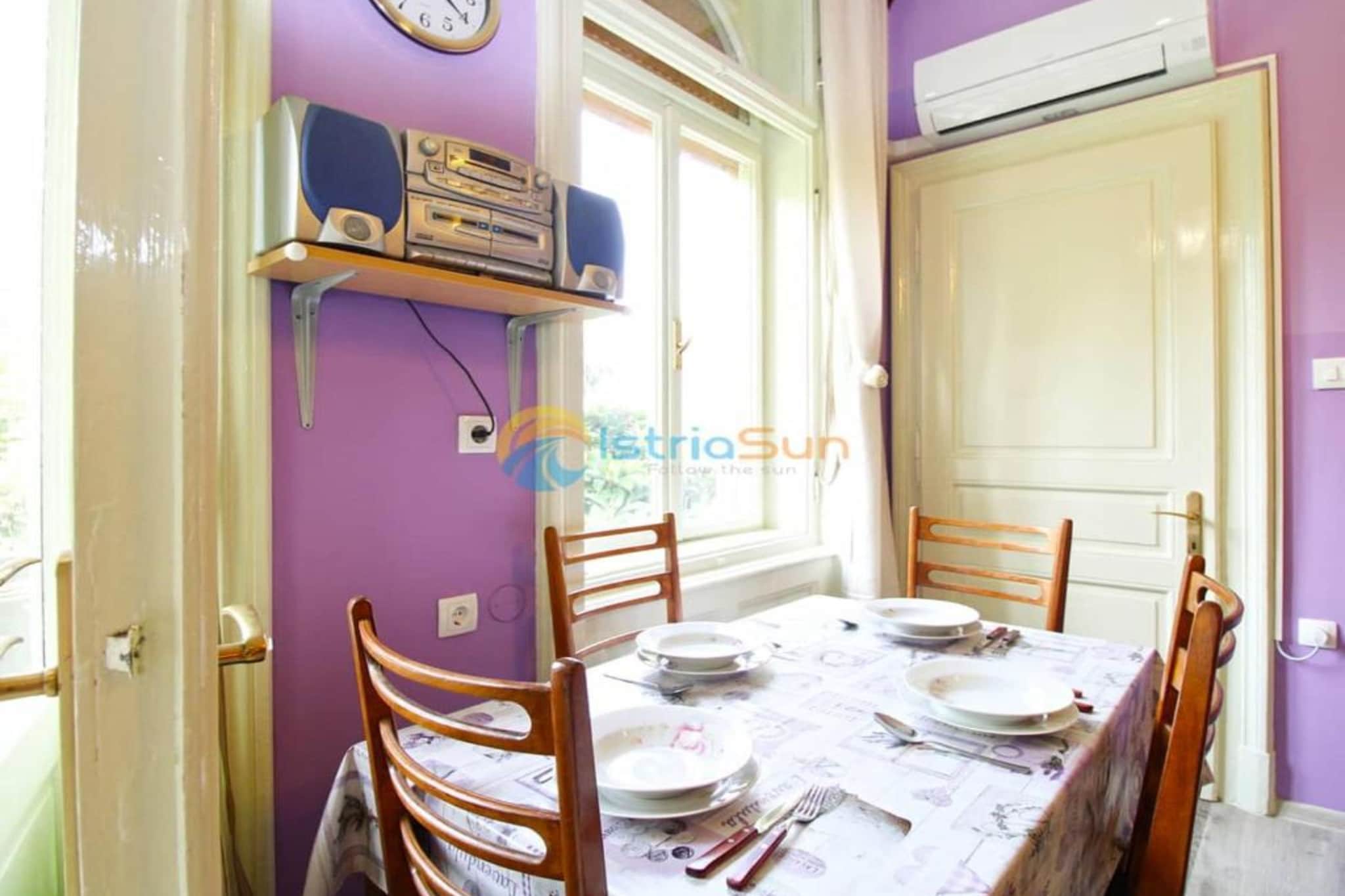 Apartments Lea - Two Bedroom Apartment (Paolo)-Eetkamer