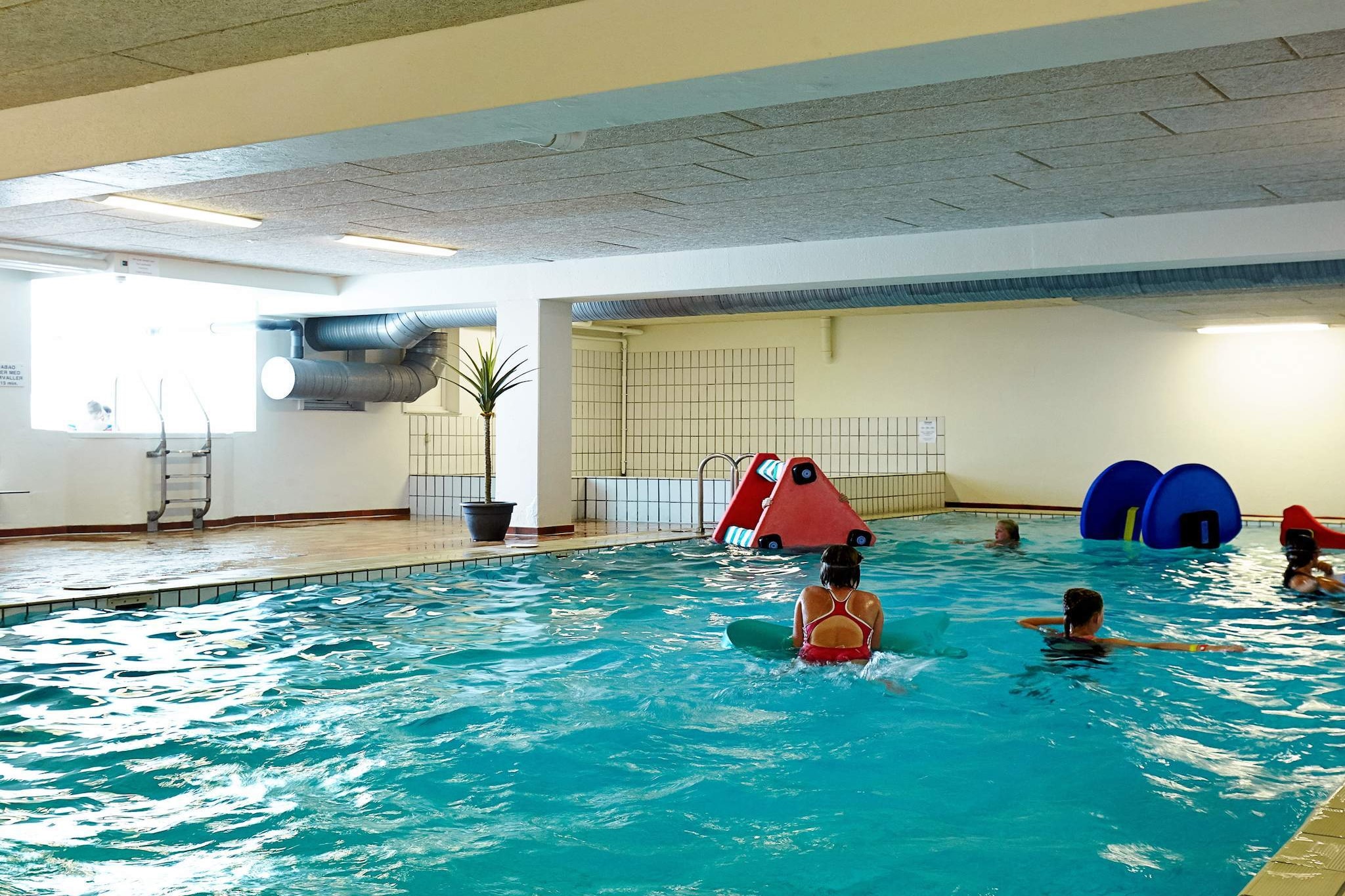 2 room,ground floor or 1.-Pool