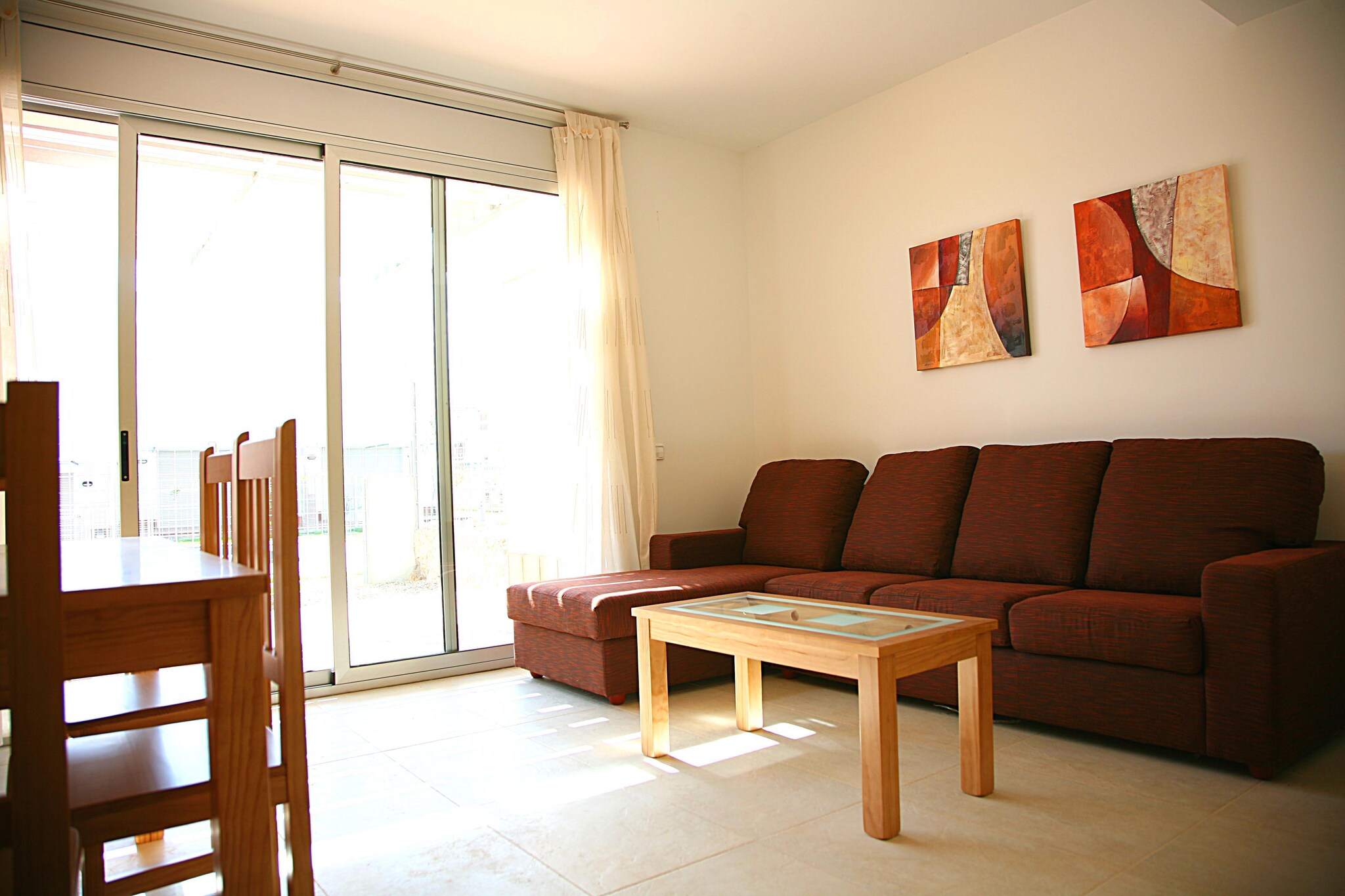 Welcome to Hotur Via Augusta, your serene escape just 500 meters from the golden sands of Creixell Beach! This bright and spacious 3-bedroom mobile home is designed for effortless comfort and relaxation. Whether youâ€™re sipping morning coffee on the private terrace or enjoying a sunlit barbecue dinner, every detail here encourages connection and ease. The fully equipped kitchenâ€”complete with dishwasher, oven, microwave, and washing machineâ€”makes meal prep simple, while the inviting living area is ideal for cozy family evenings.

Ideally located in the heart of Costa Dorada, youâ€™ll be just steps away from soft sands and calm, shallow watersâ€”perfect for little ones to splash and play. When you're ready to explore, the Roman city of Tarragona (15 km) offers culture and history, while Port Aventura theme park (30 km) delivers thrills for all ages. For a city day trip, Barcelona is just 75 km away, offering world-class dining, shopping, and architecture.

This 90 mÂ² home features a double bedroom and two twin bedroomsâ€”ideal for families or small groupsâ€”alongside two bathrooms for added convenience. Guests also enjoy access to a shared swimming pool, on-site parking, free Wi-Fi, and air conditioning.