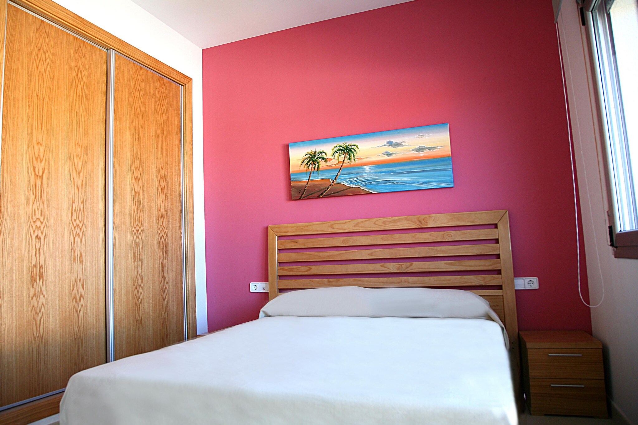 Living room(TV, dining table, seating area, balcony or terrace), Kitchen(microwave, dishwasher, fridge, washing machine), bedroom(double bed), bedroom(single bed, single bed), bedroom(single bed, single bed), bathroom(bath tub, washbasin, toilet), Internet access, cot, solarium, air conditioning, BBQ, parking, swimming pool(shared with other guests)