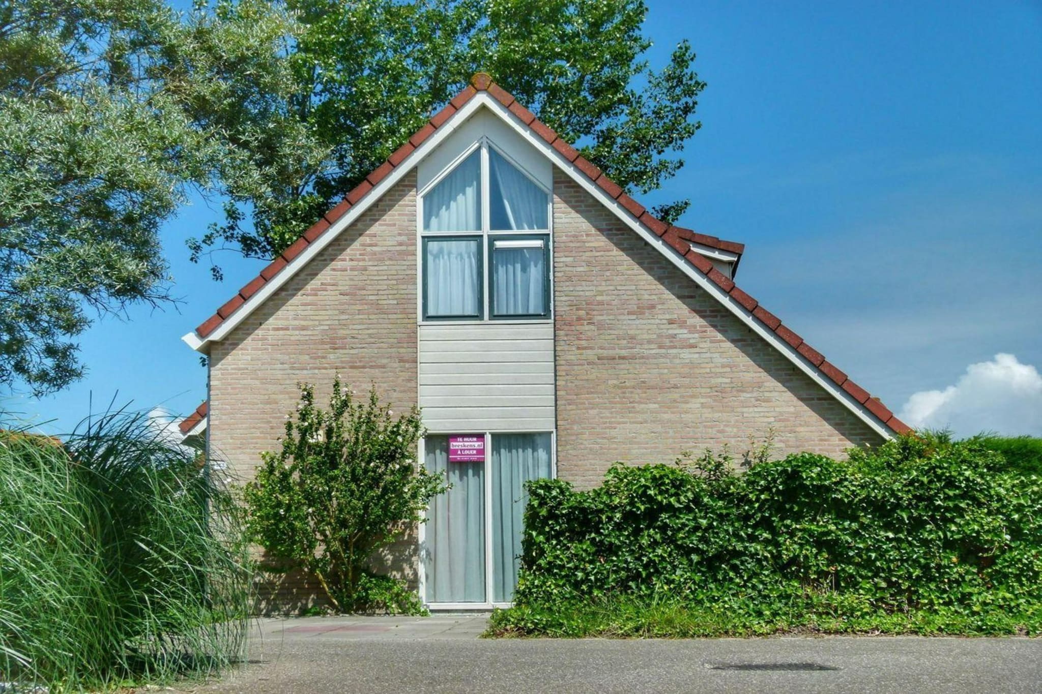 Exterior Summer