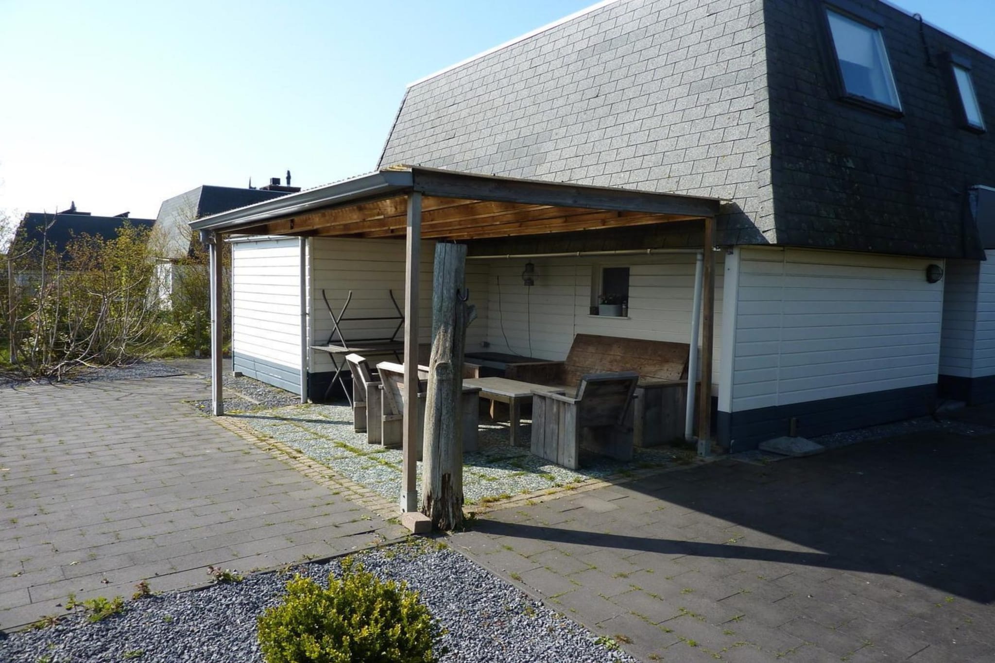 Exterior Summer
