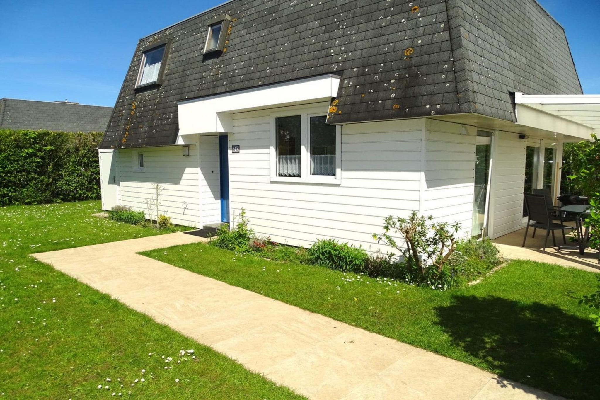 Exterior Summer