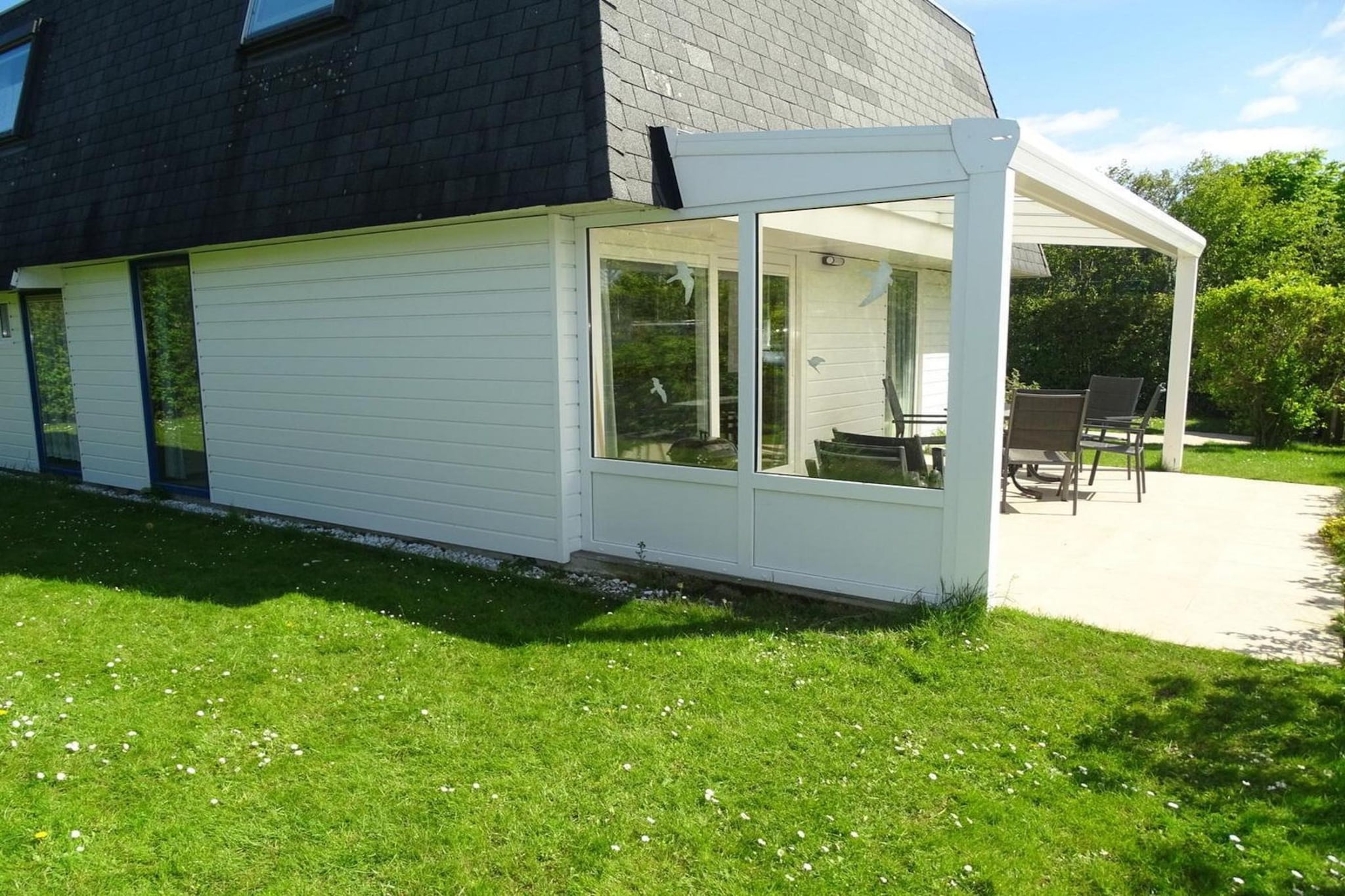 Schoneveld 36 Zeester Breskens - Buitenkant zomer
