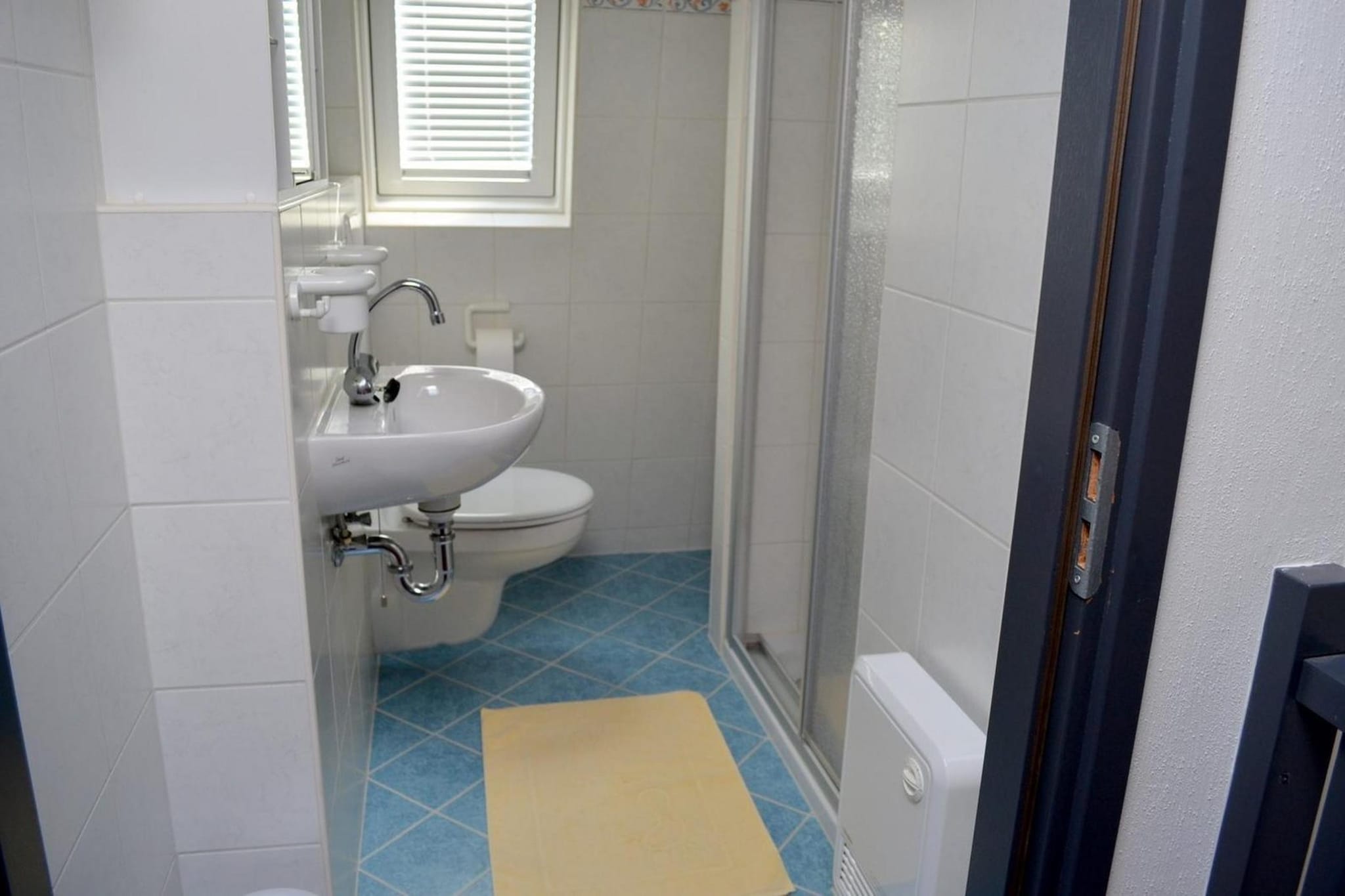 Schoneveld 39 Zeester Breskens - Badkamer