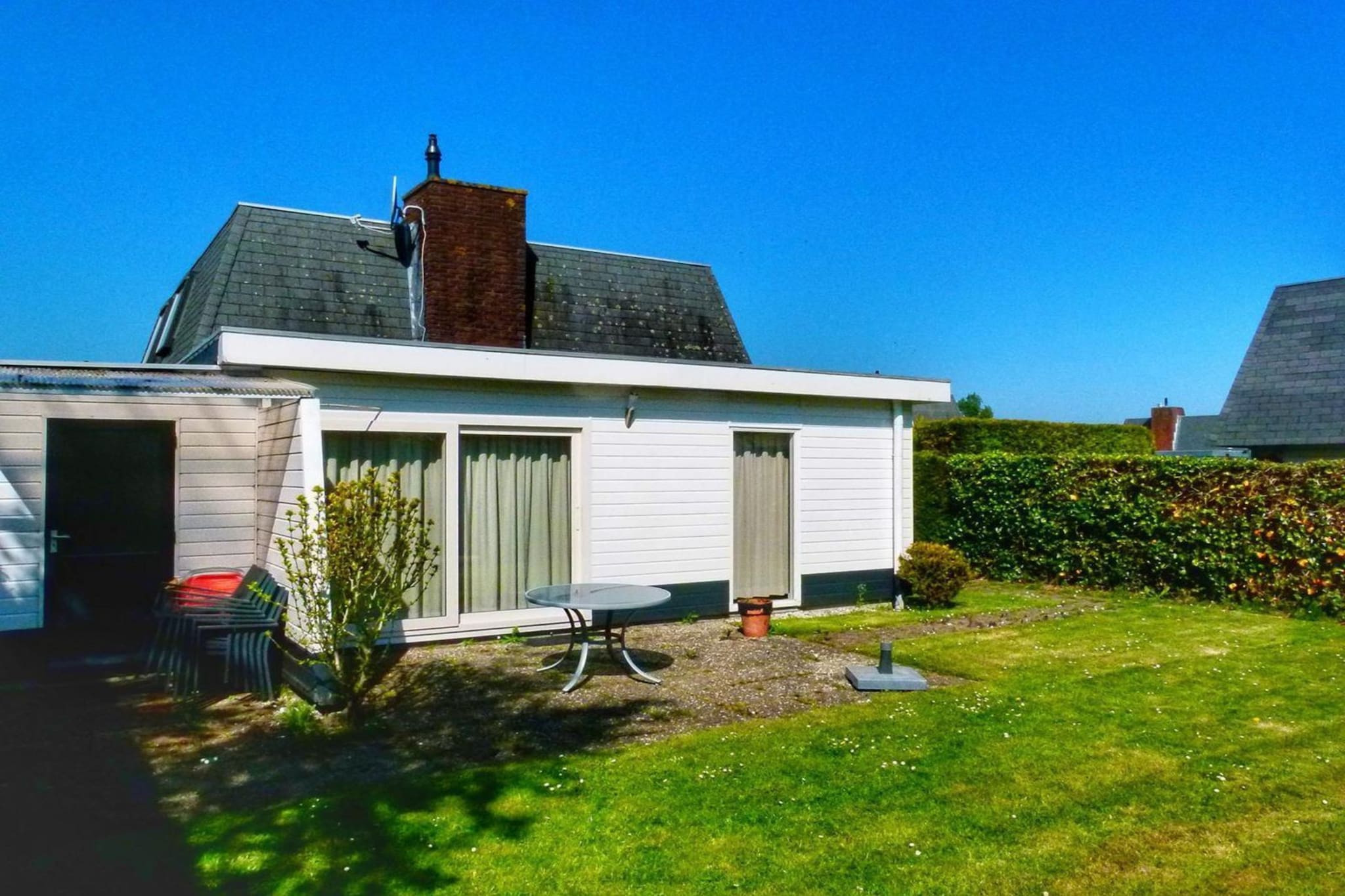 Exterior Summer