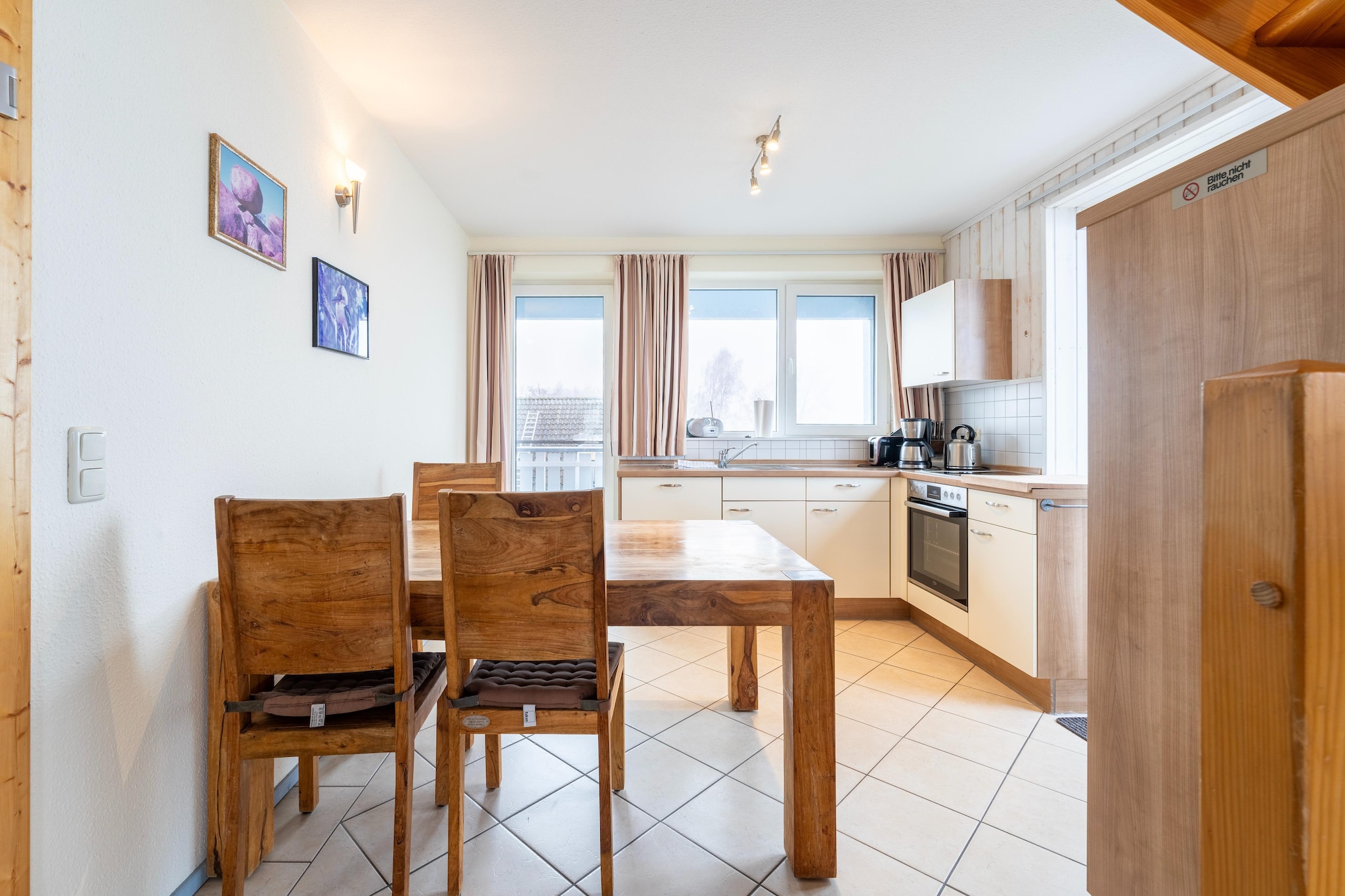 Kapitänsdeck 4 Pers 453-Eetkamer