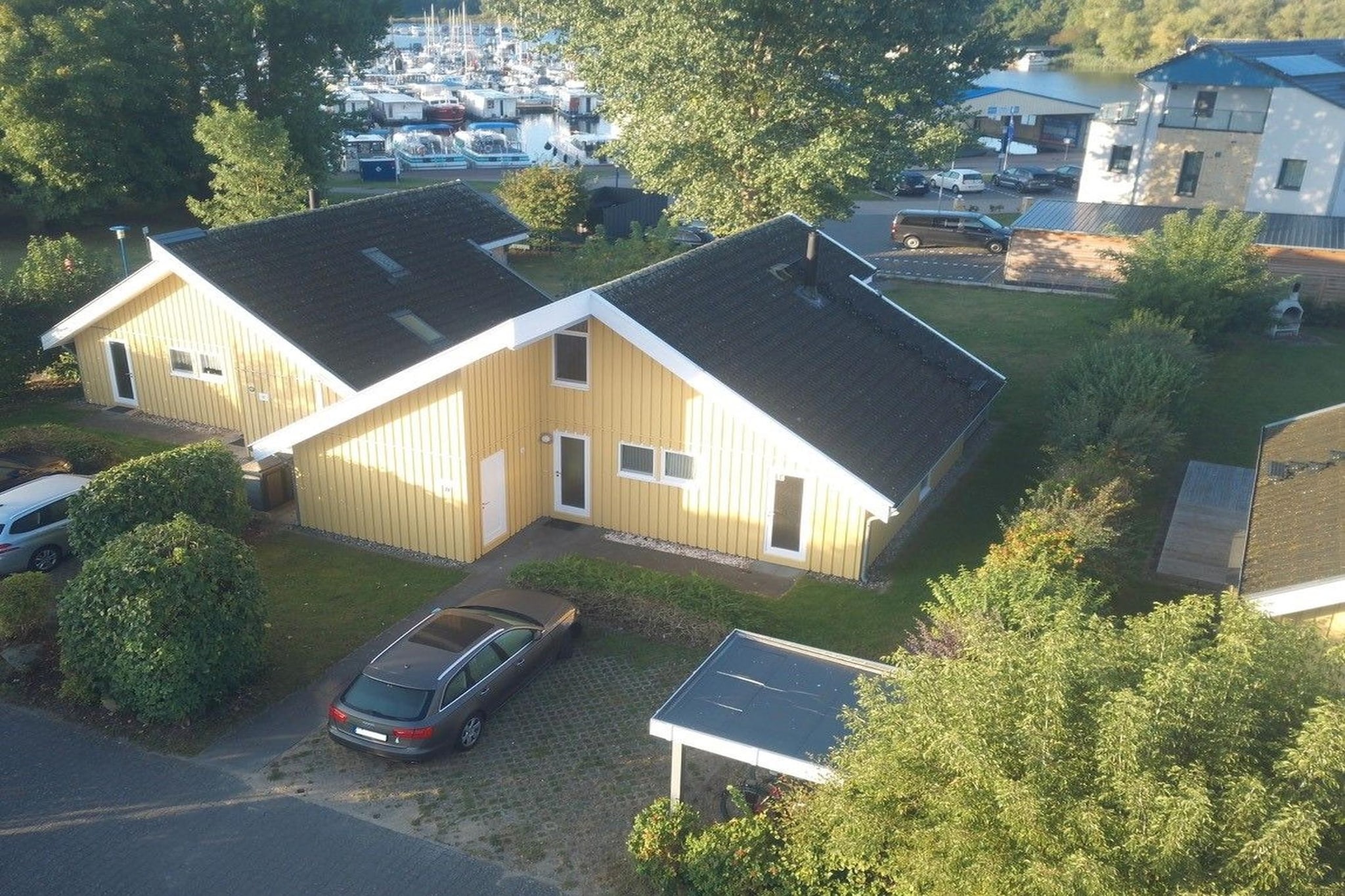 Exterior Summer