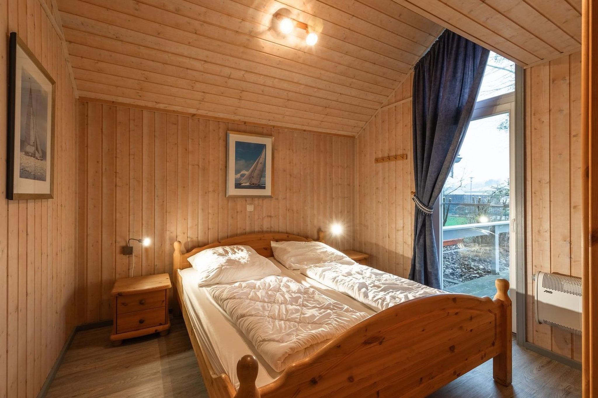 Bed Room