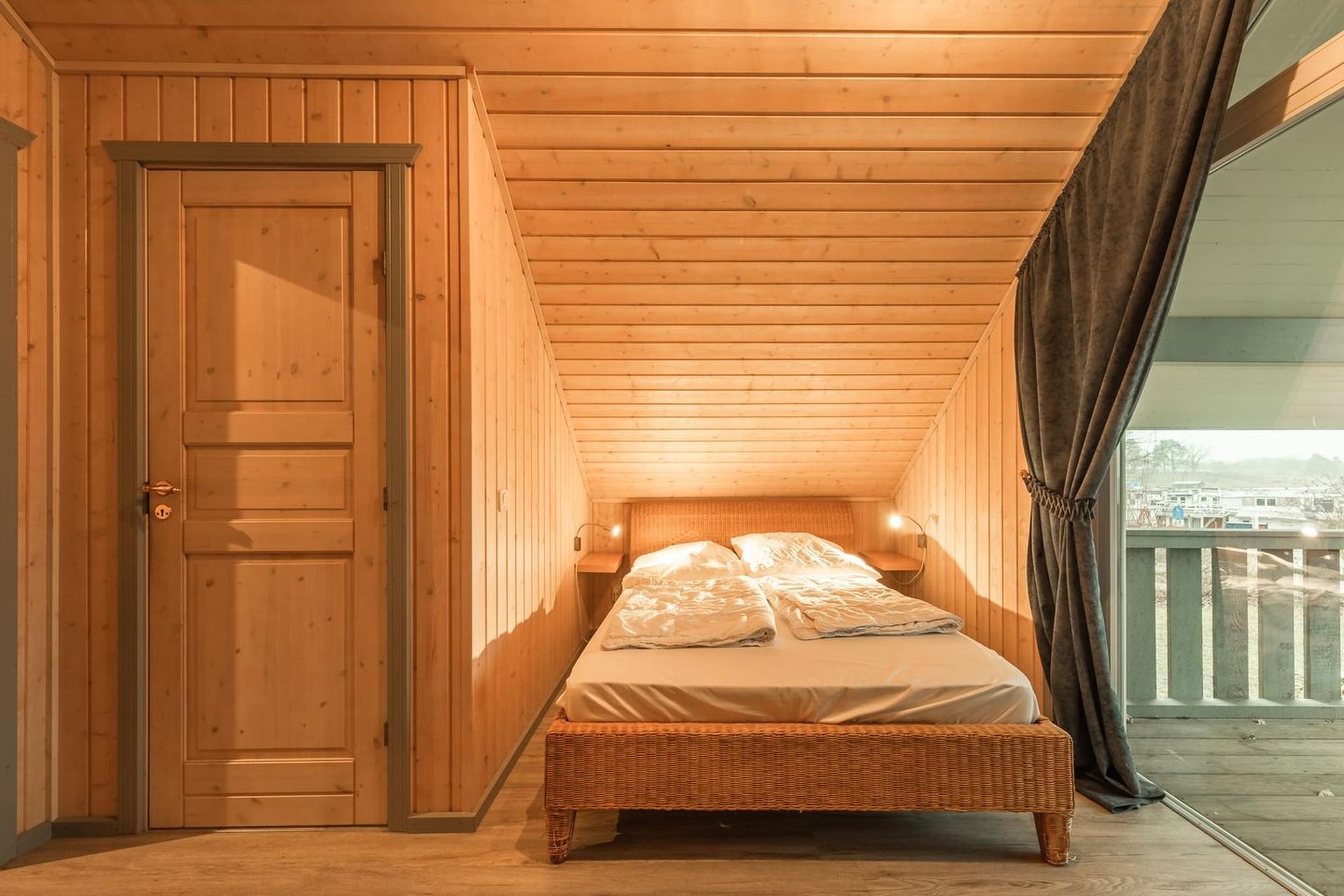 Bed Room