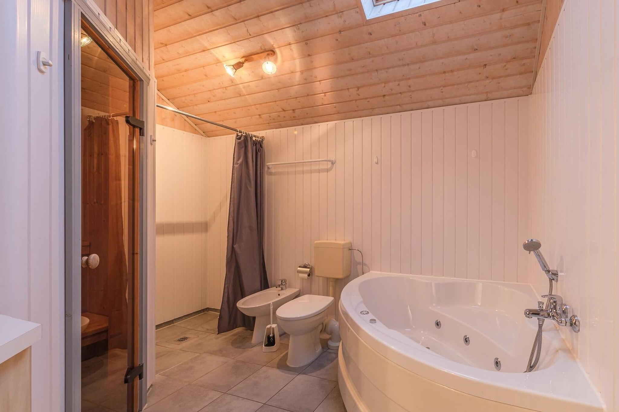 Bath Room