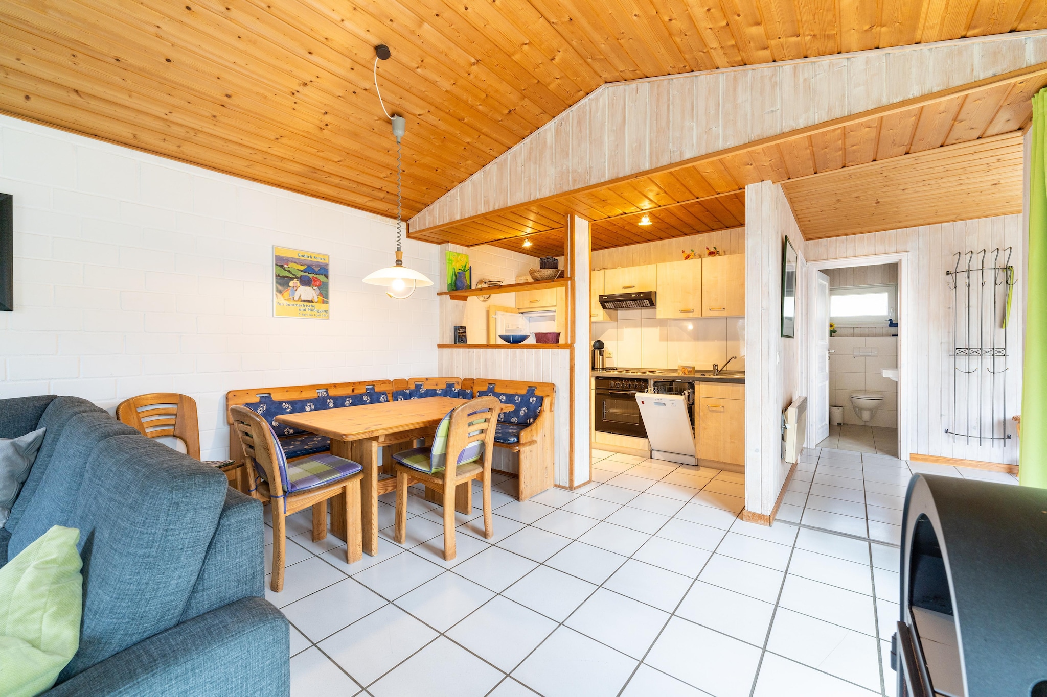 Reiher 25-Eetkamer