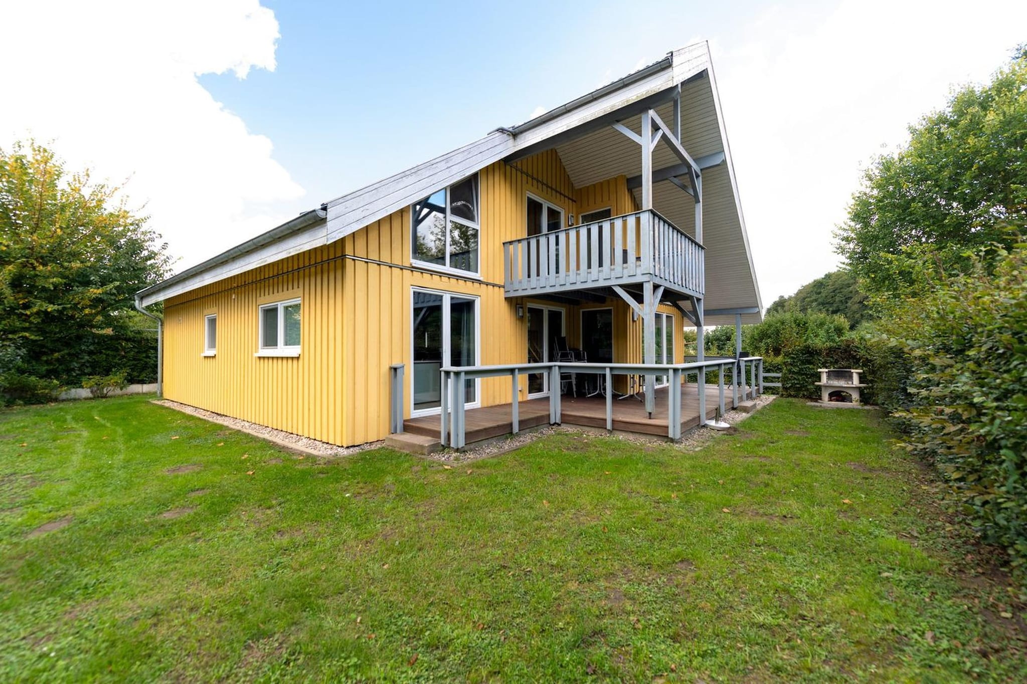 Exterior Summer