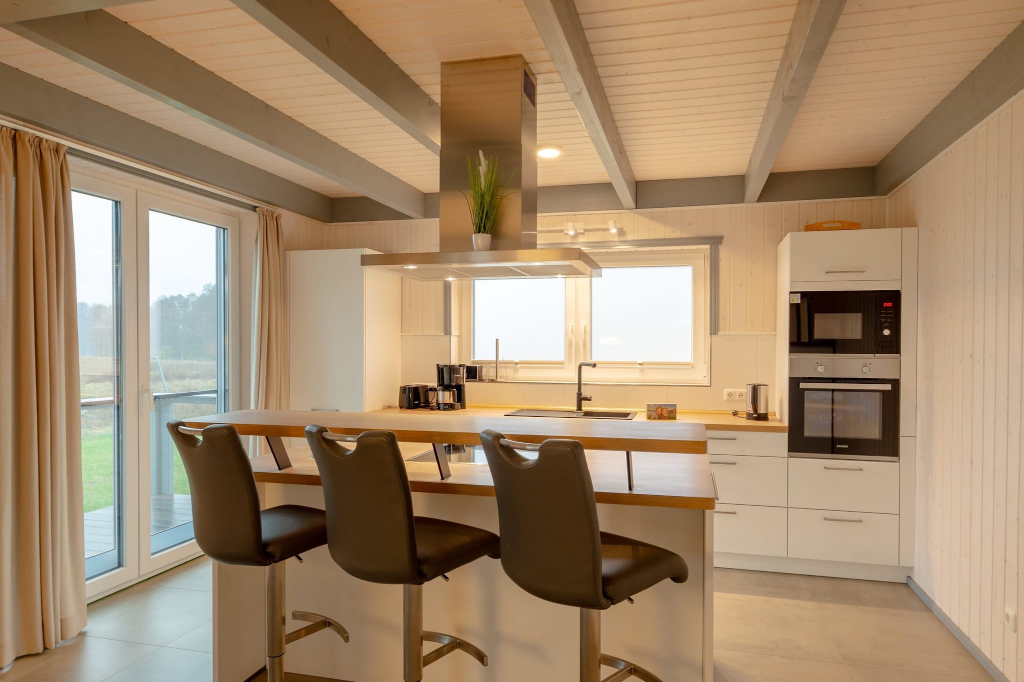 Schwan 308 - Dining room