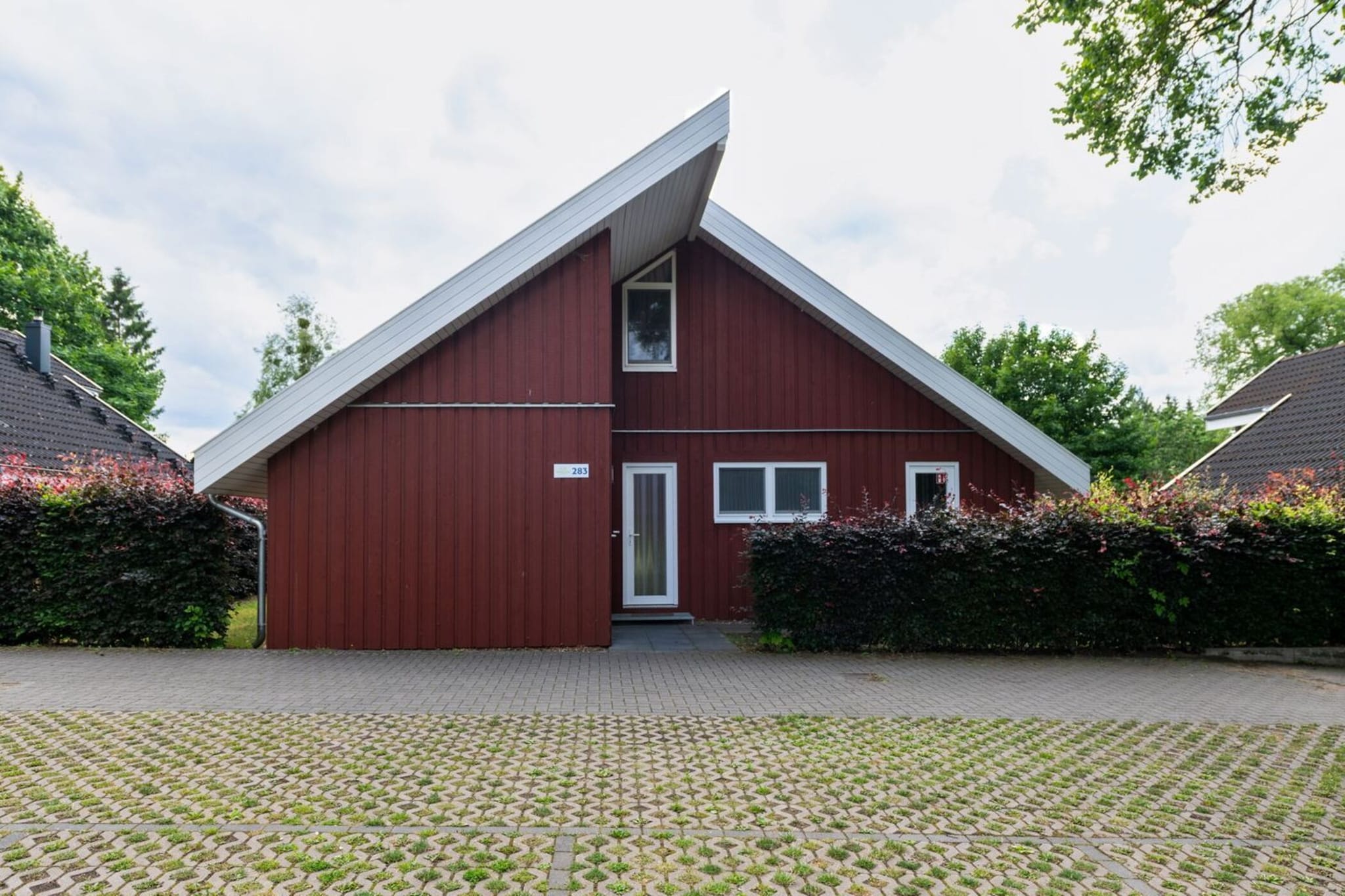 Exterior Summer