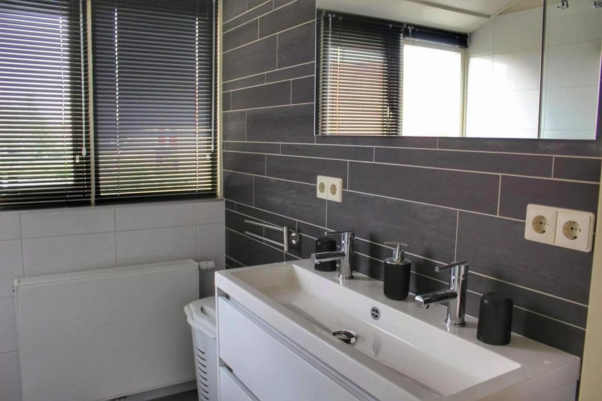 Scheldeveste 163 Zwin Breskens - Badkamer