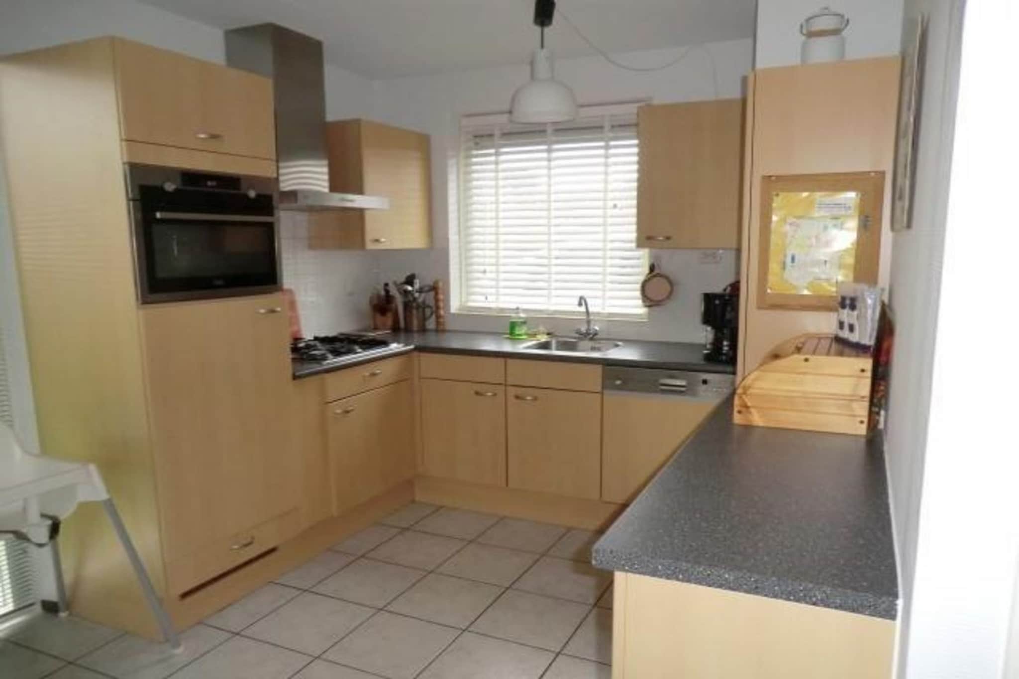 Scheldeveste 180 Zwin Breskens - Kitchen
