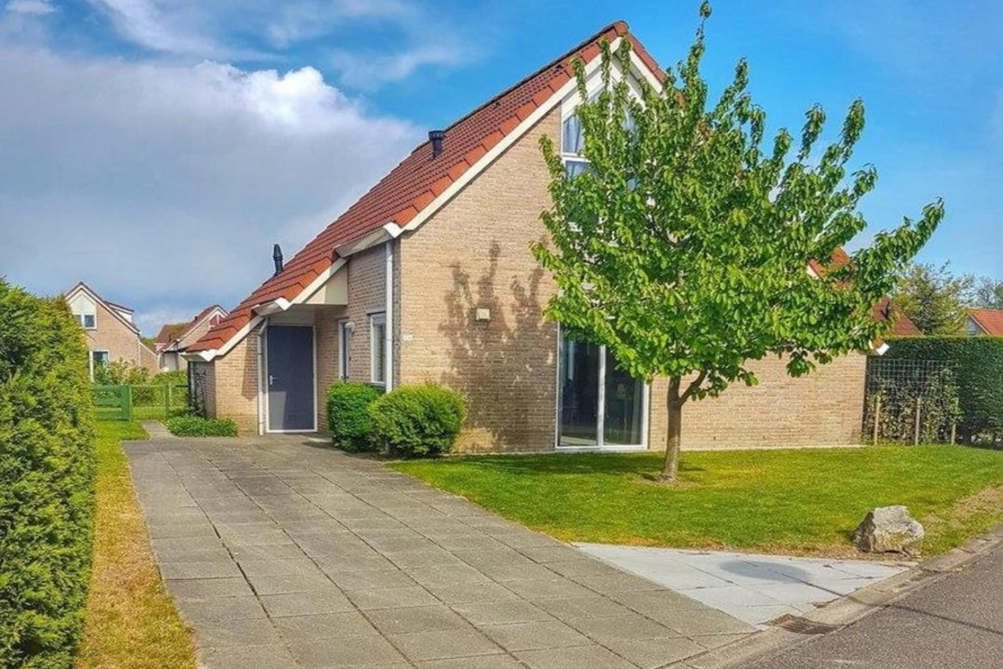 Exterior Summer
